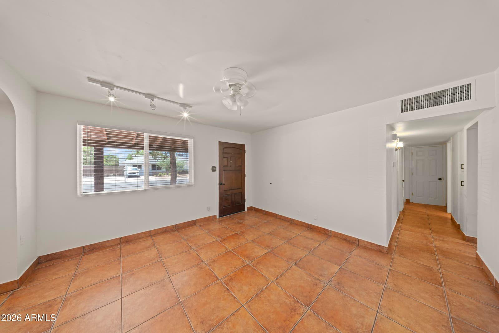 1621 S MARILYN ANN Drive, Tempe, AZ 85281 — photo 10 of 53
