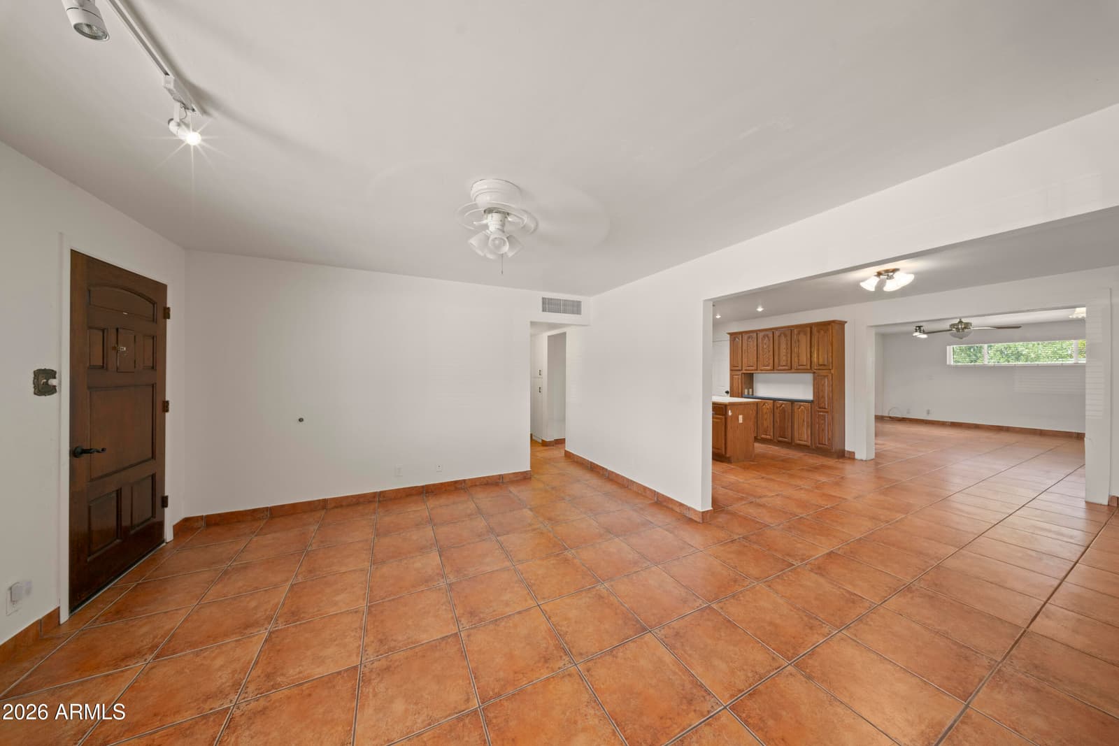 1621 S MARILYN ANN Drive, Tempe, AZ 85281 — photo 11 of 53