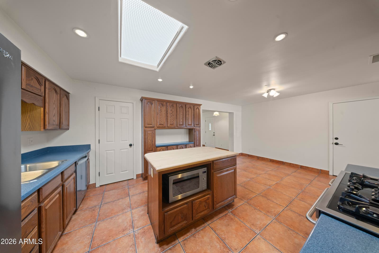 1621 S MARILYN ANN Drive, Tempe, AZ 85281 — photo 19 of 53