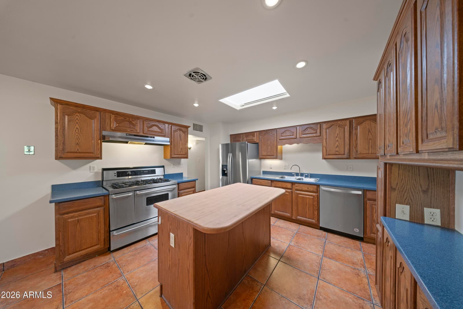 1621 S MARILYN ANN Drive, Tempe, AZ 85281 — photo 17 of 53