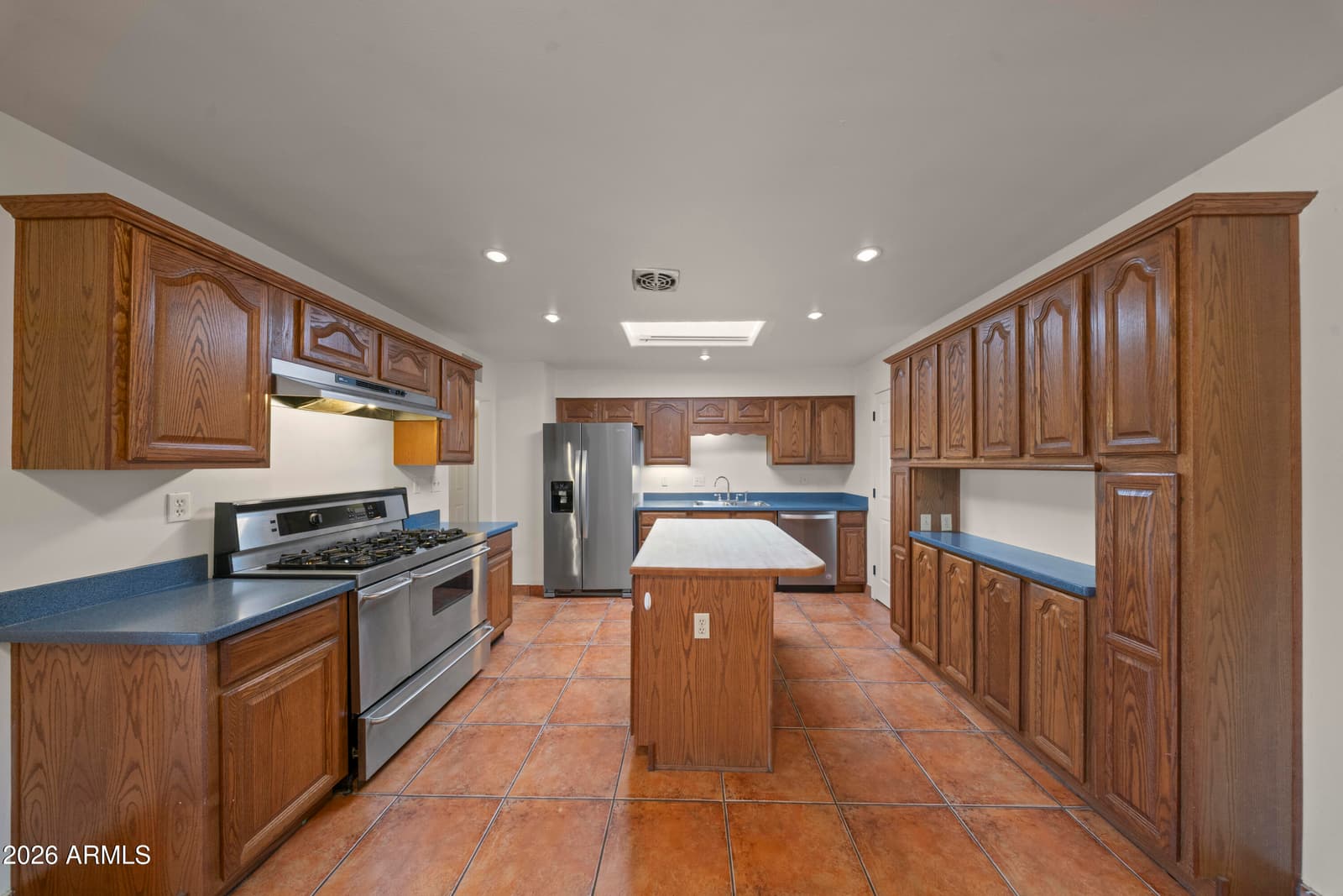 1621 S MARILYN ANN Drive, Tempe, AZ 85281 — photo 15 of 53