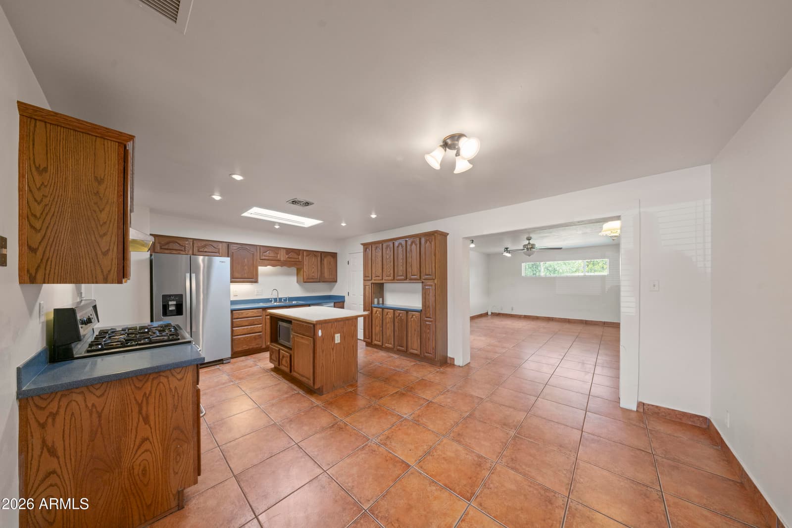 1621 S MARILYN ANN Drive, Tempe, AZ 85281 — photo 13 of 53