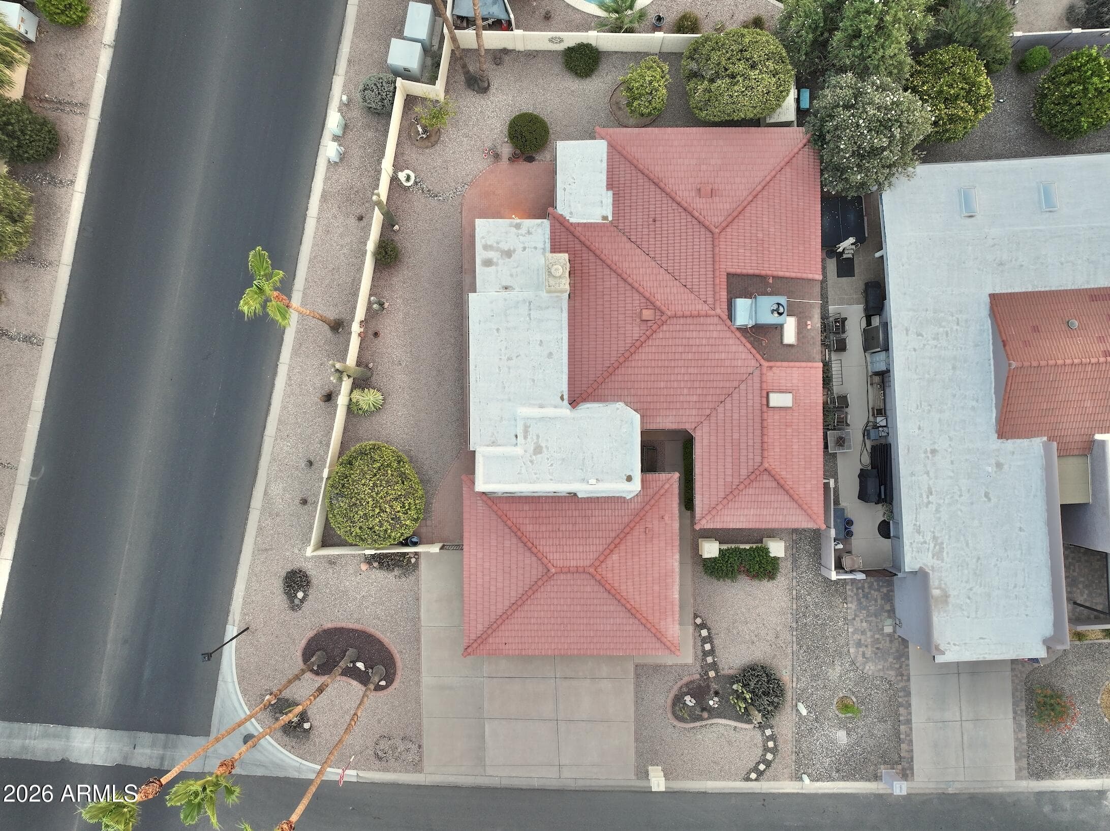 25850 S FOXGLENN Drive, Sun Lakes, AZ 85248 — photo 37 of 40