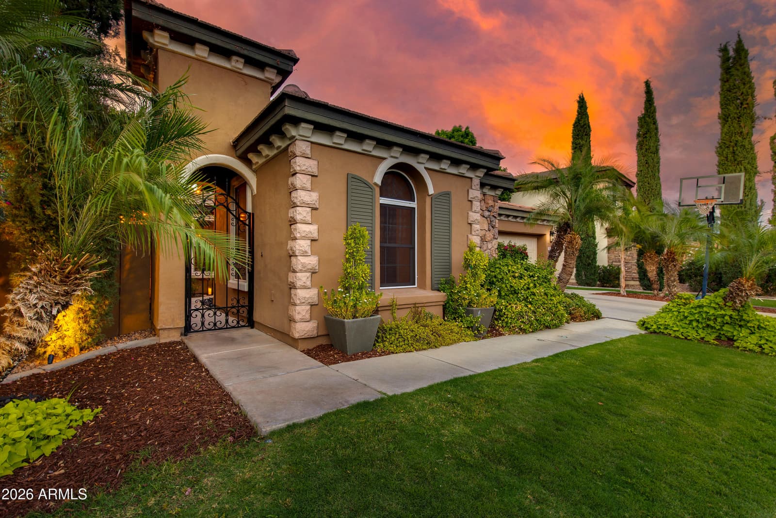 904 E MEAD Drive, Chandler, AZ 85249 — photo 1 of 30
