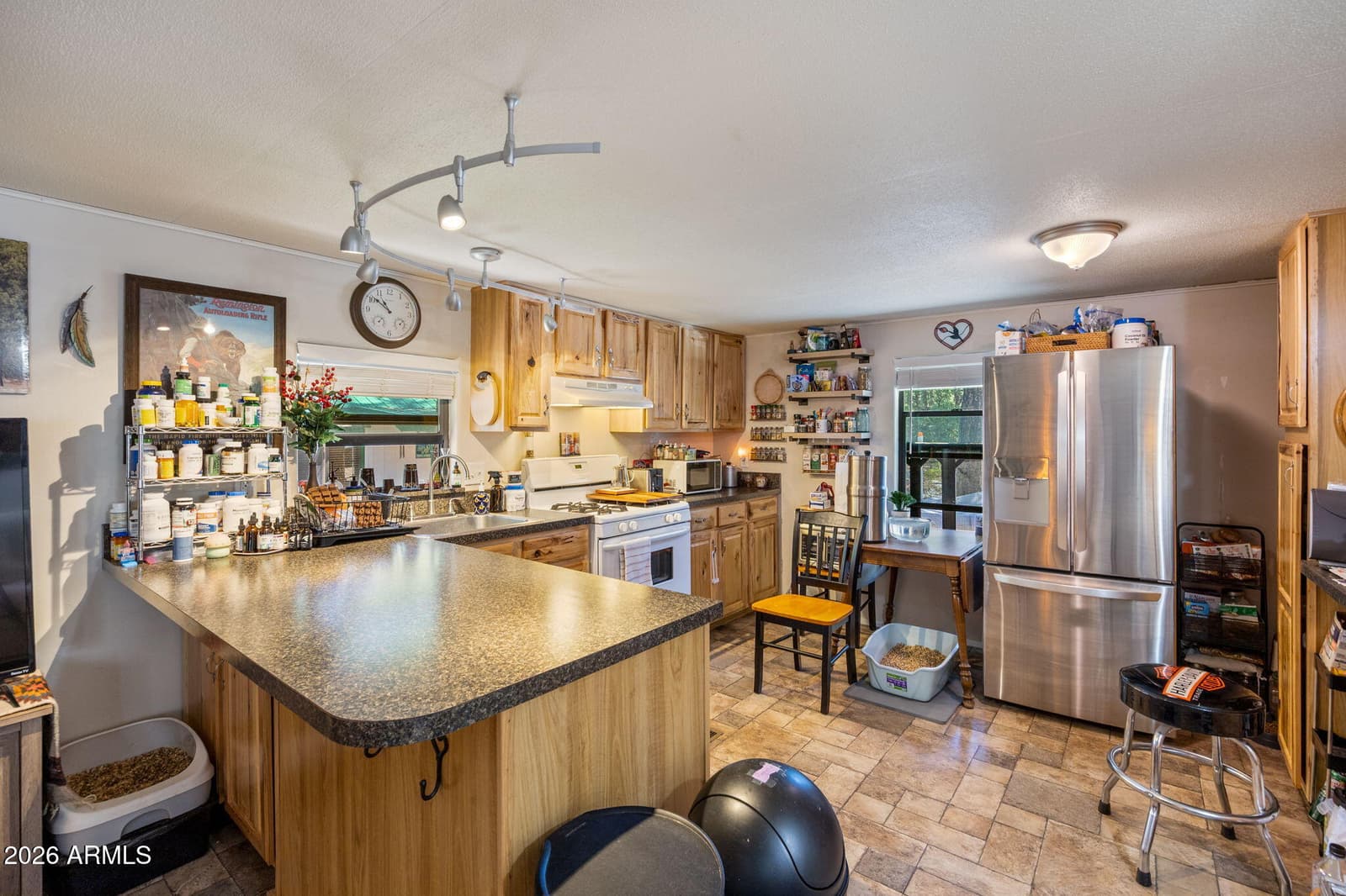 610 S 29TH Drive, Show Low, AZ 85901 — photo 9 of 29