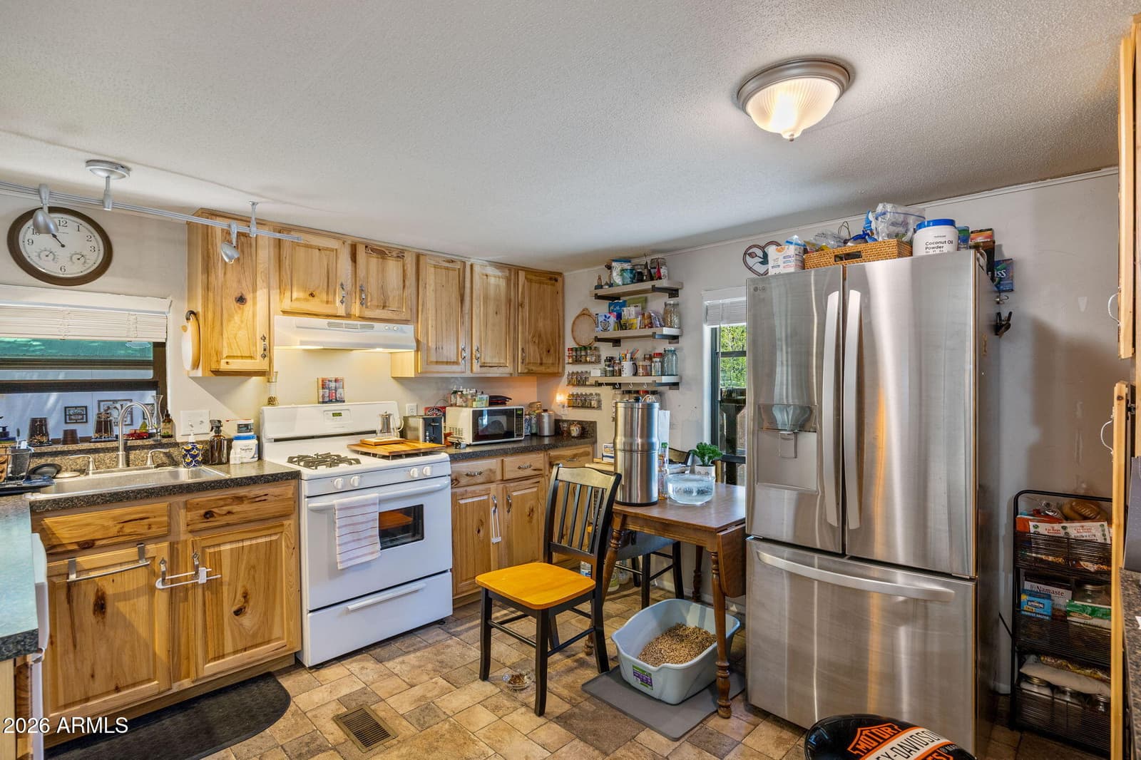 610 S 29TH Drive, Show Low, AZ 85901 — photo 11 of 29