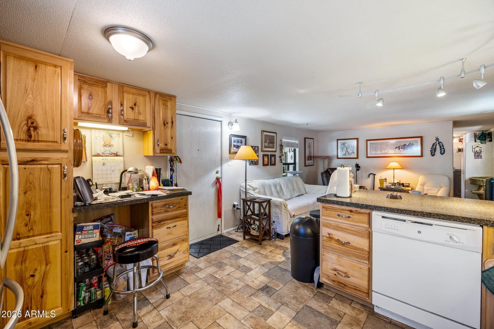 610 S 29TH Drive, Show Low, AZ 85901 — photo 12 of 29