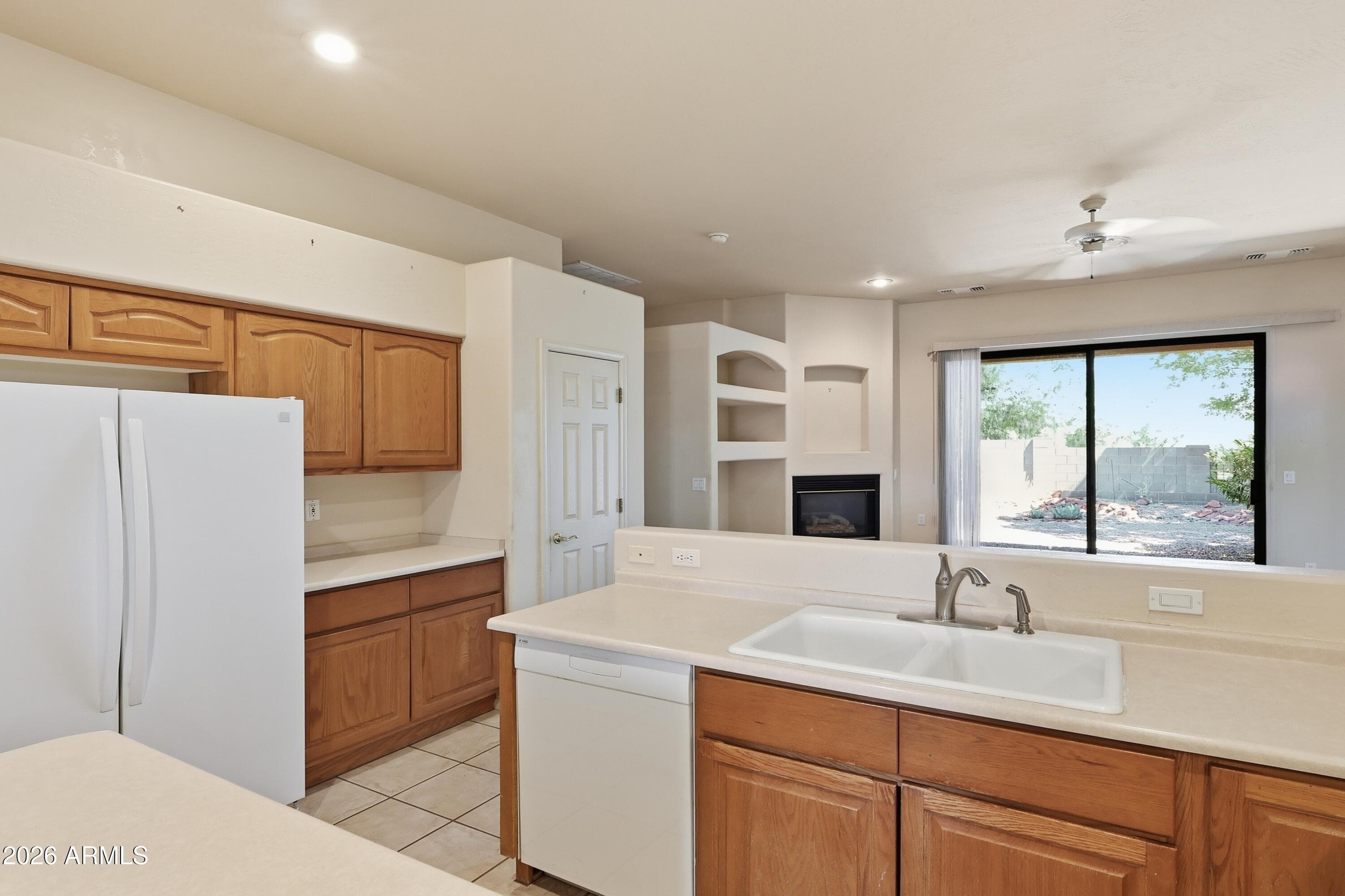 1380 E CRESTVIEW Drive, Cottonwood, AZ 86326 — photo 6 of 28