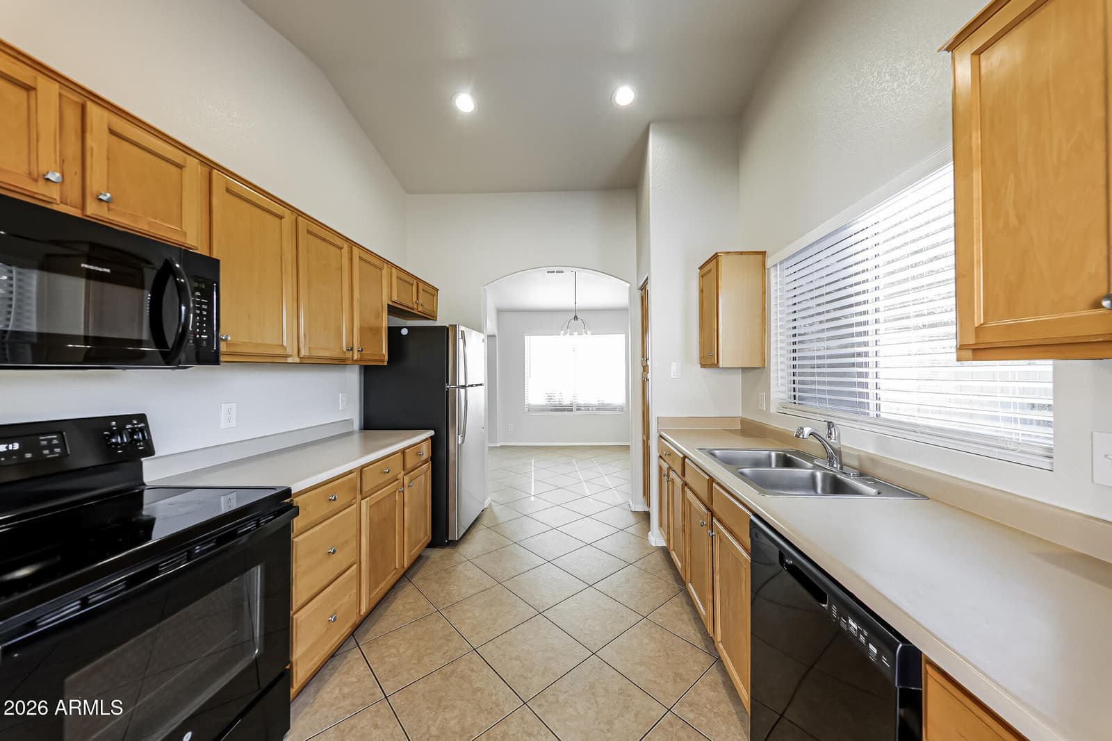 4015 W ROSE GARDEN Lane, Glendale, AZ 85308 — photo 12 of 26