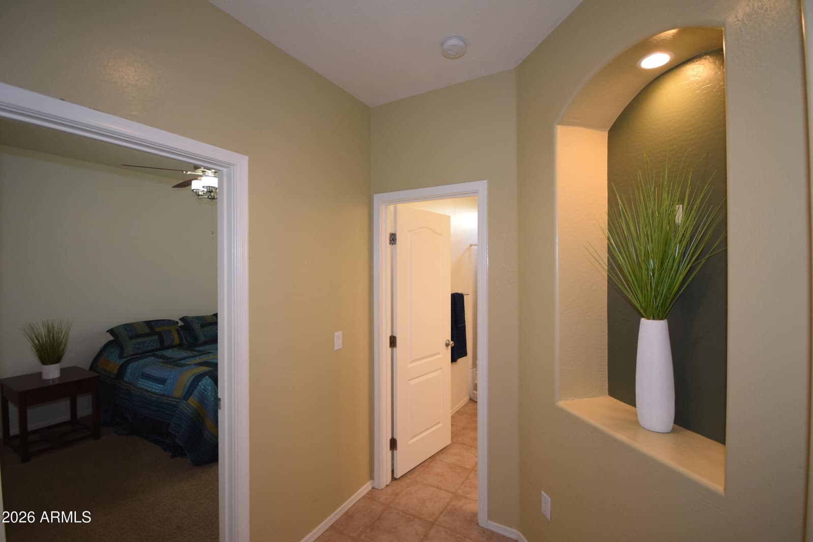 514 E PASTURE CANYON Drive, San Tan Valley, AZ 85143 — photo 17 of 68