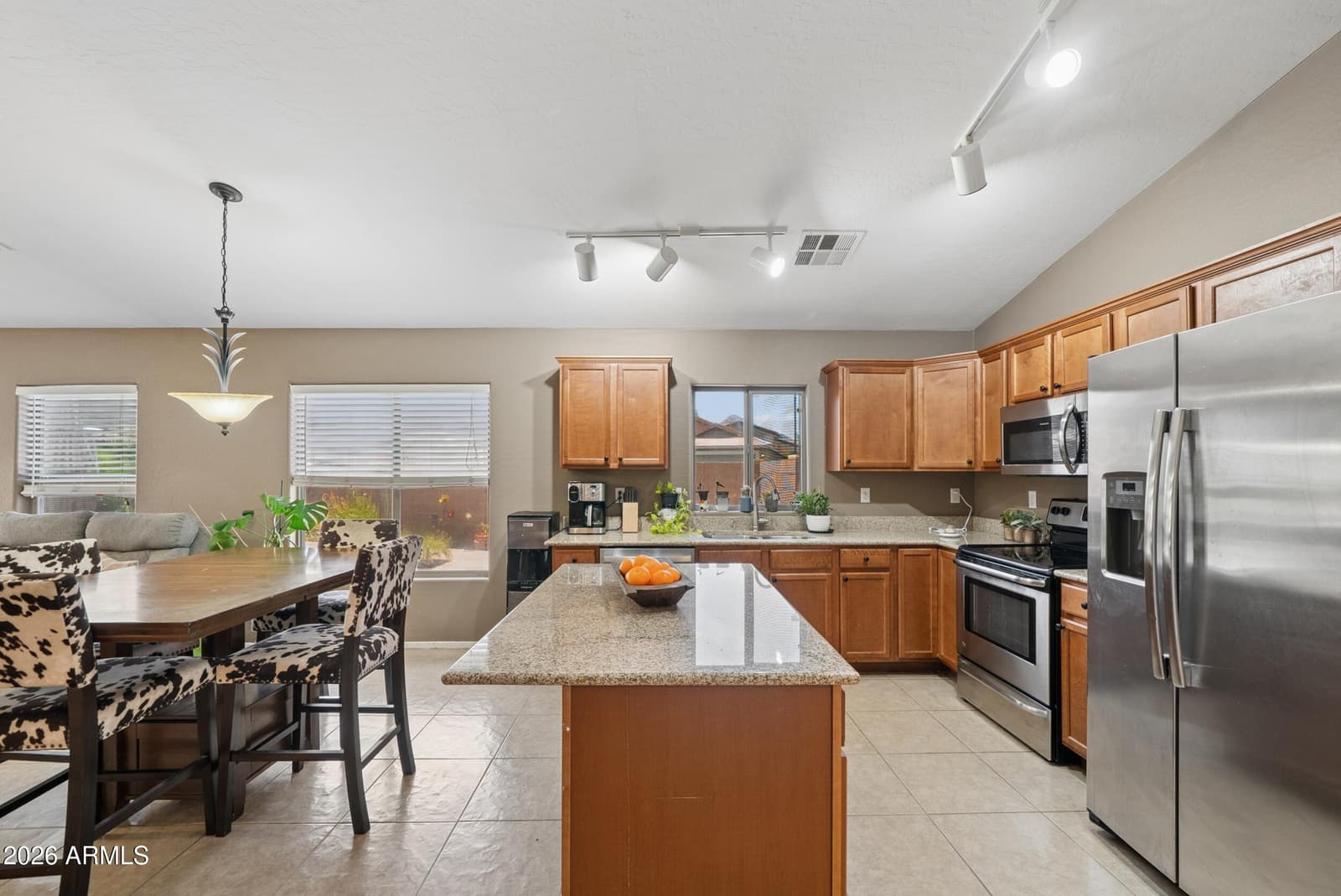 3243 W ALLENS PEAK Drive, San Tan Valley, AZ 85144 — photo 16 of 60