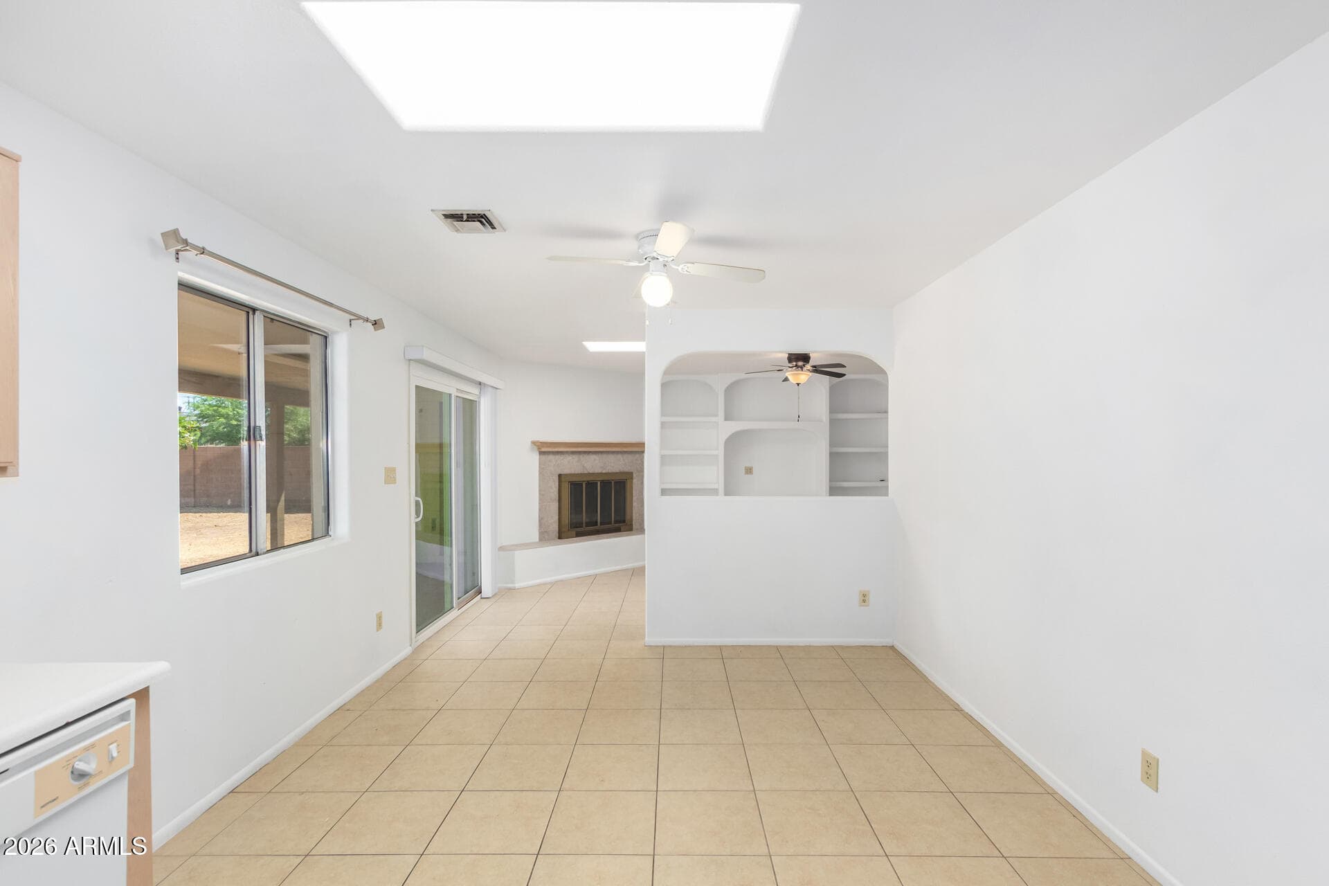 2118 E Carson Drive, Tempe, AZ 85282 — photo 14 of 30
