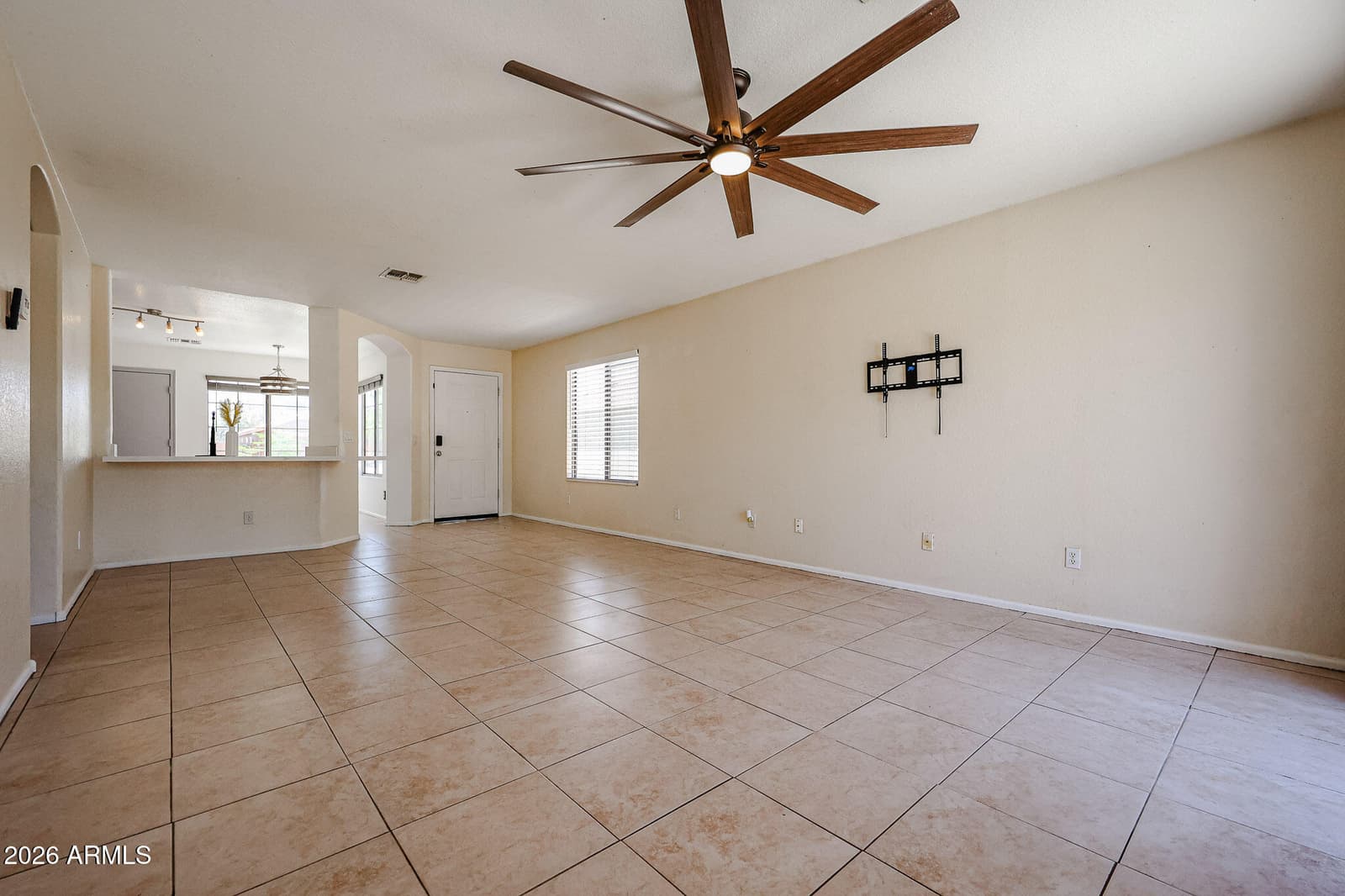 1098 E NARDINI Street, San Tan Valley, AZ 85140 — photo 12 of 32