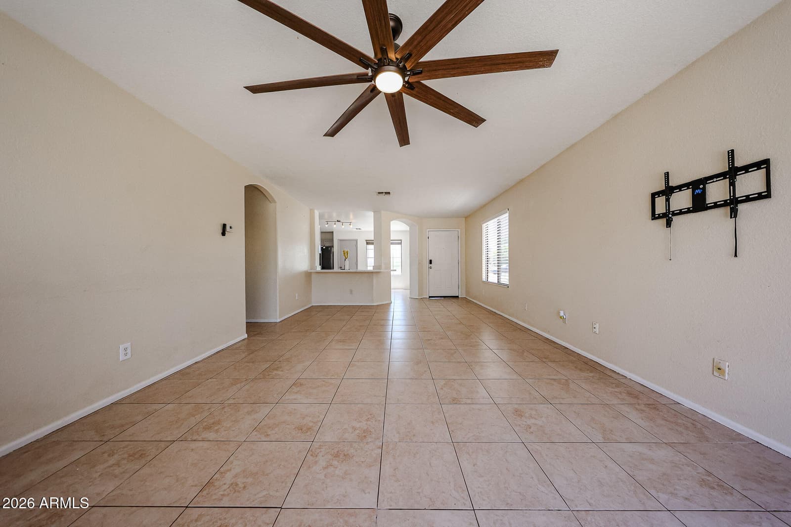 1098 E NARDINI Street, San Tan Valley, AZ 85140 — photo 3 of 32