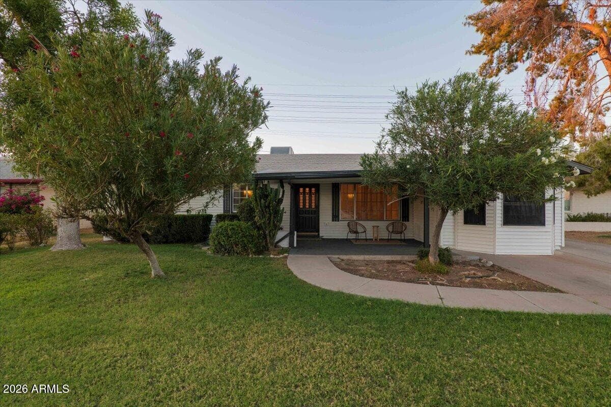 1708 W SUNNYSLOPE Lane, Phoenix, AZ 85021 — photo 1 of 29