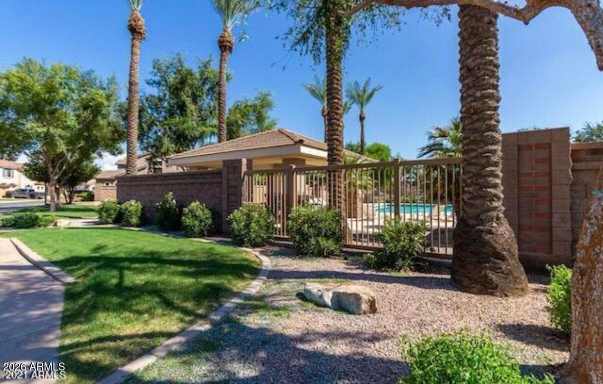 1050 E REDWOOD Drive, Chandler, AZ 85286 — photo 33 of 36
