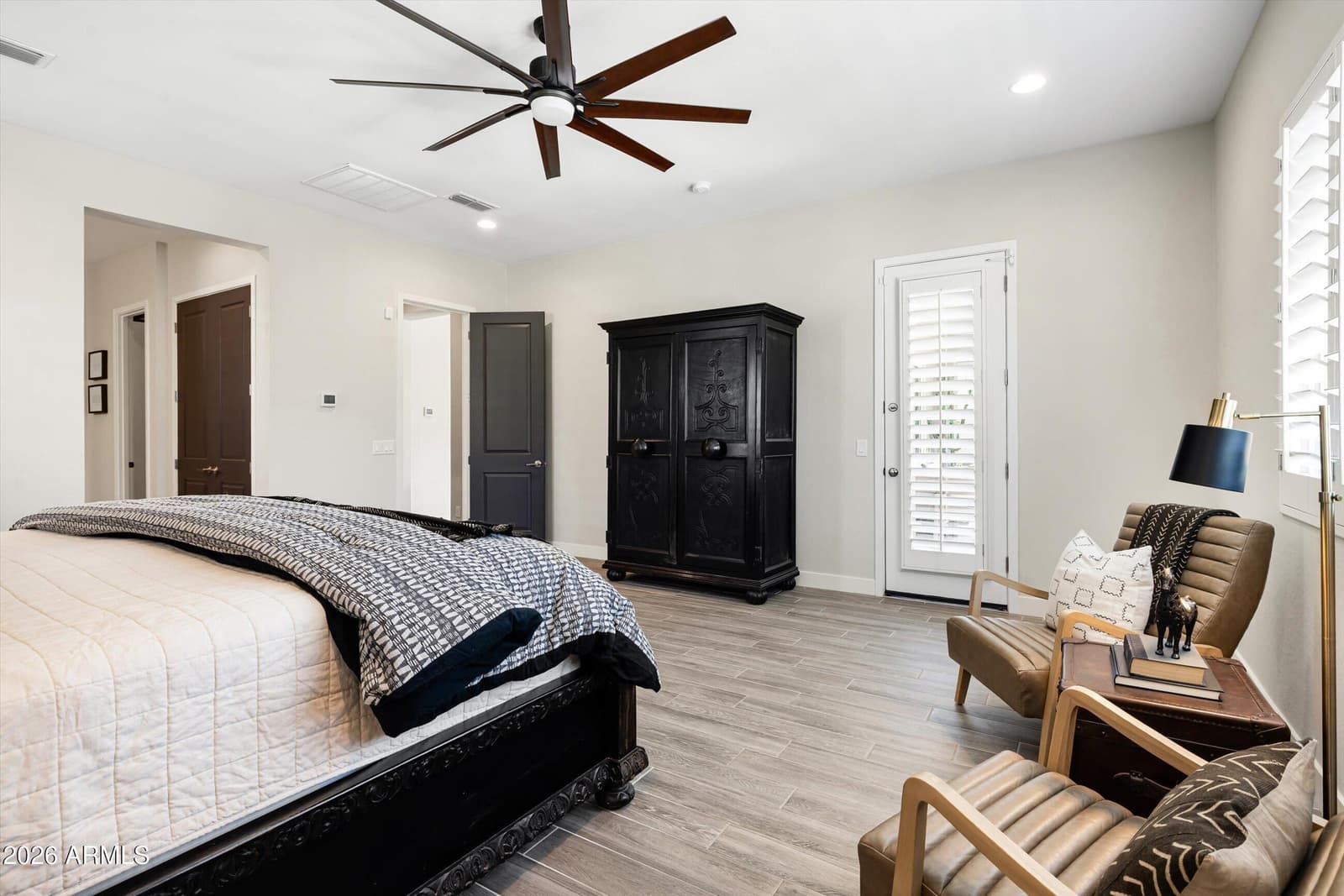 9418 W DALEY Lane, Peoria, AZ 85383 — photo 17 of 37