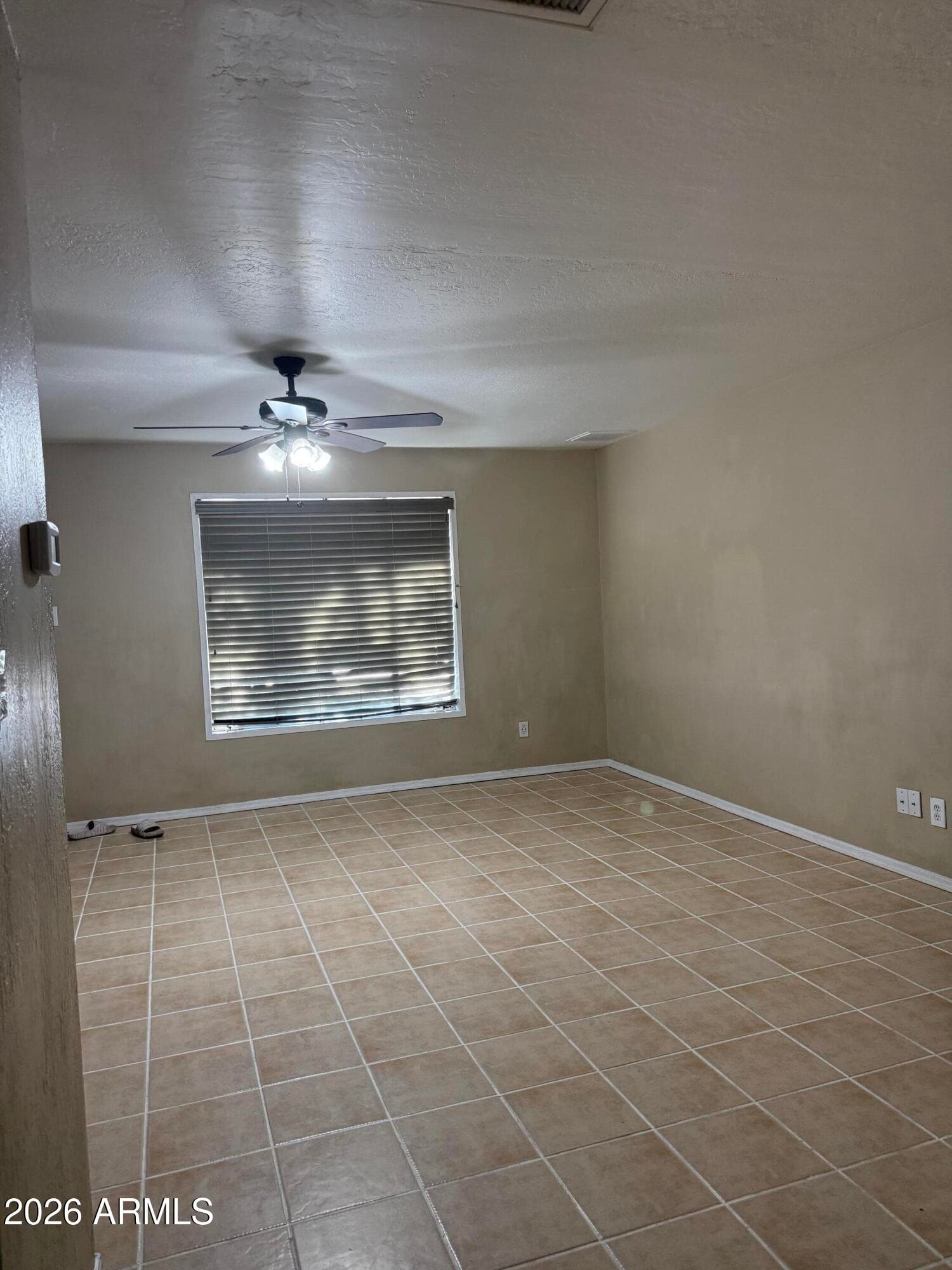 6011 N 33RD Avenue, Phoenix, AZ 85017 — photo 3 of 19