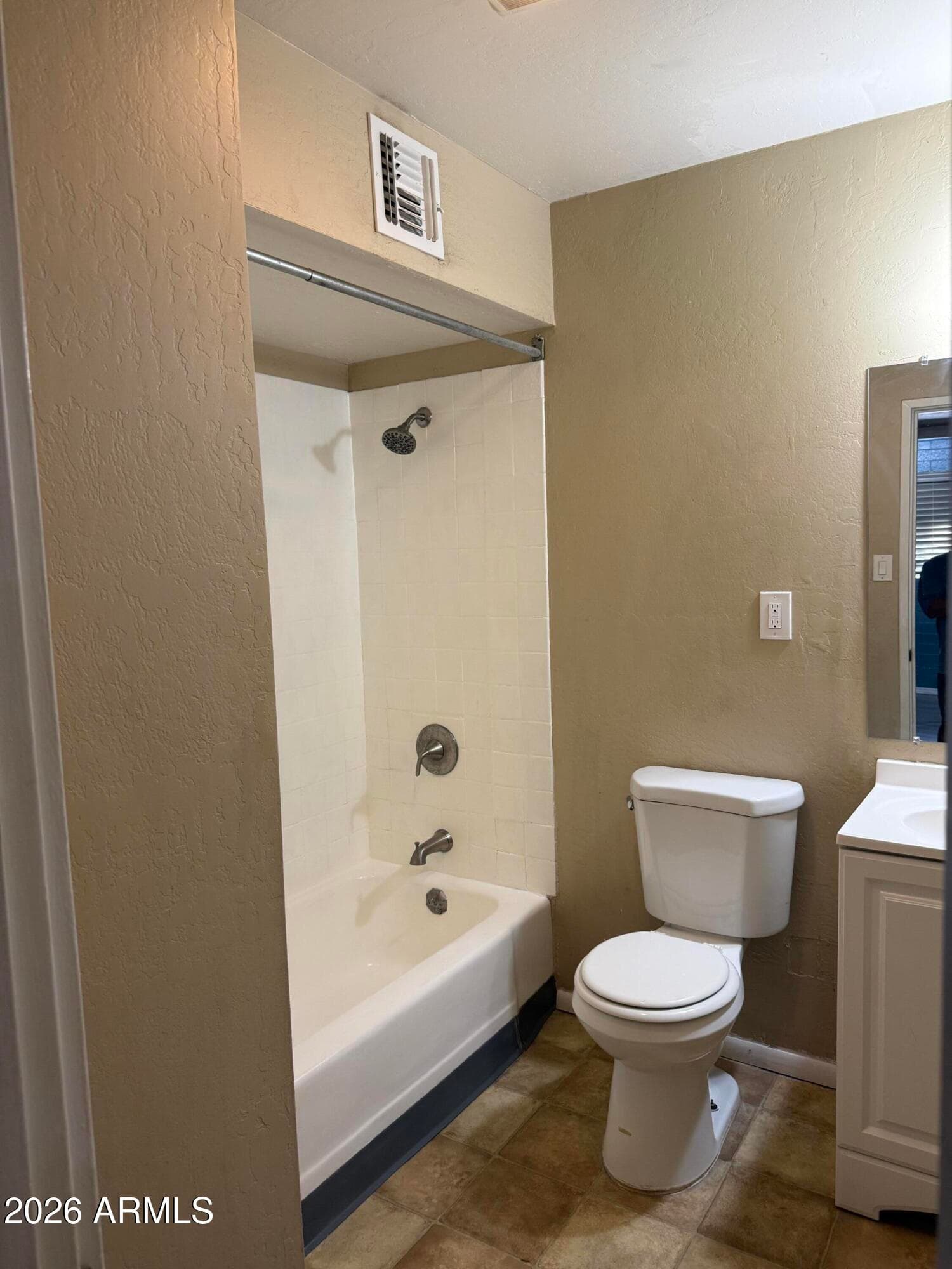6011 N 33RD Avenue, Phoenix, AZ 85017 — photo 12 of 19