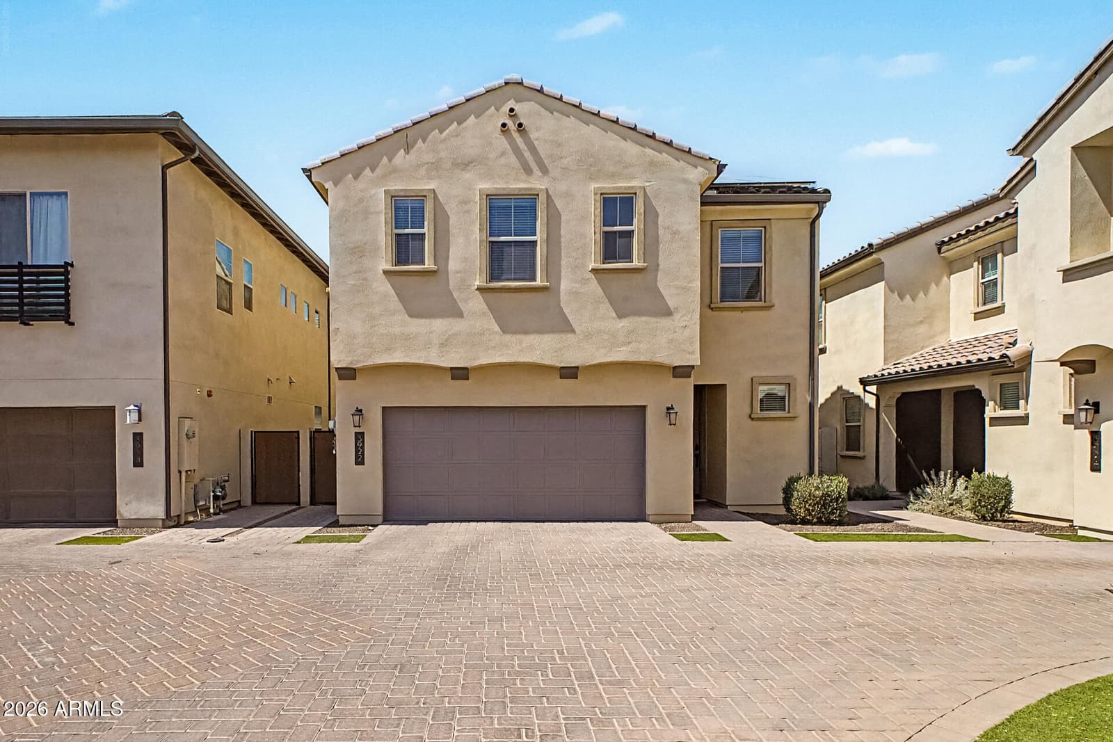 3922 E DUBLIN Street, Gilbert, AZ 85295 — photo 1 of 36