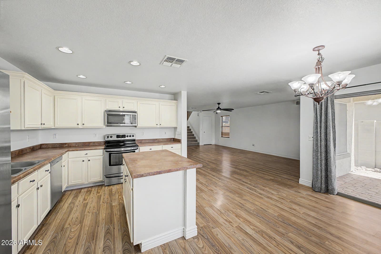 8422 E KEATS Avenue, Mesa, AZ 85209 — photo 10 of 31