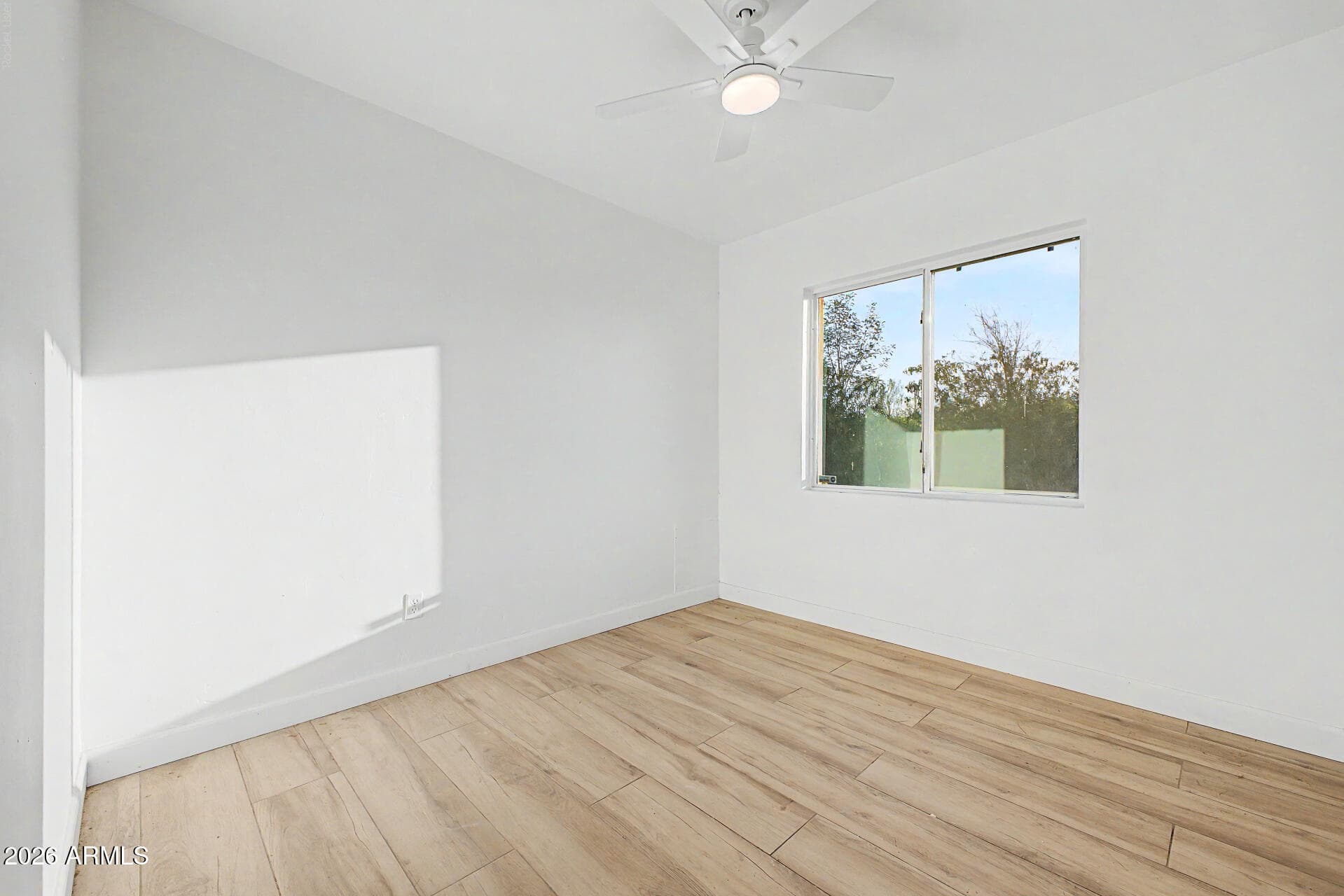 1002 E GLENN Drive, Phoenix, AZ 85020 — photo 24 of 45