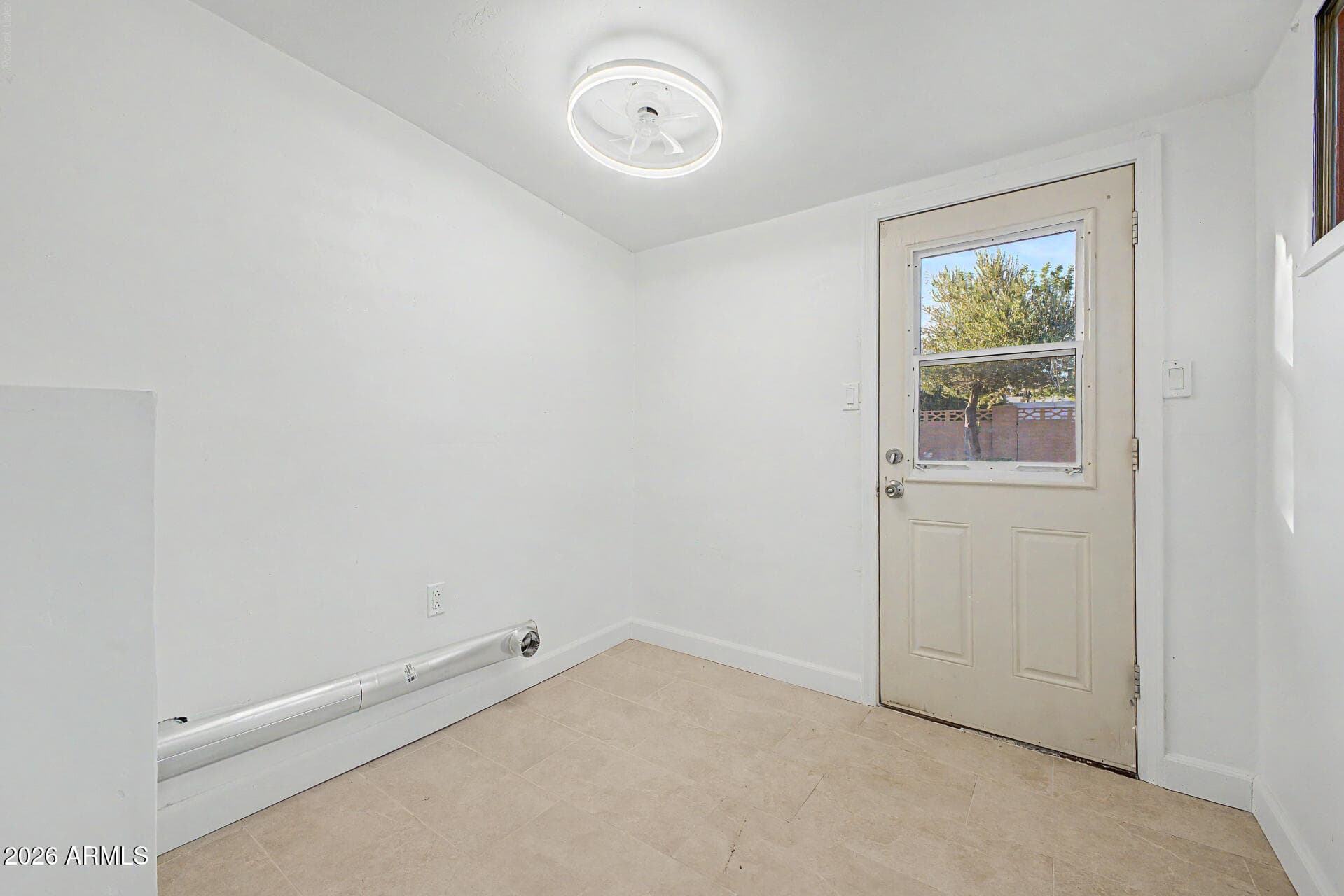 1002 E GLENN Drive, Phoenix, AZ 85020 — photo 35 of 45