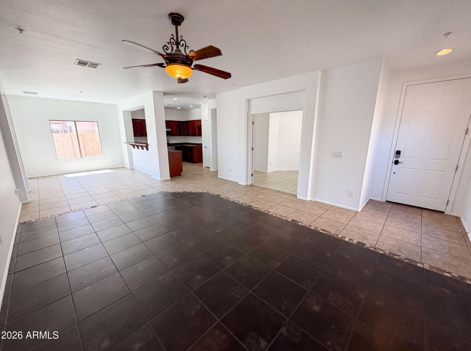 934 E OVERLIN Lane, Avondale, AZ 85323 — photo 7 of 26