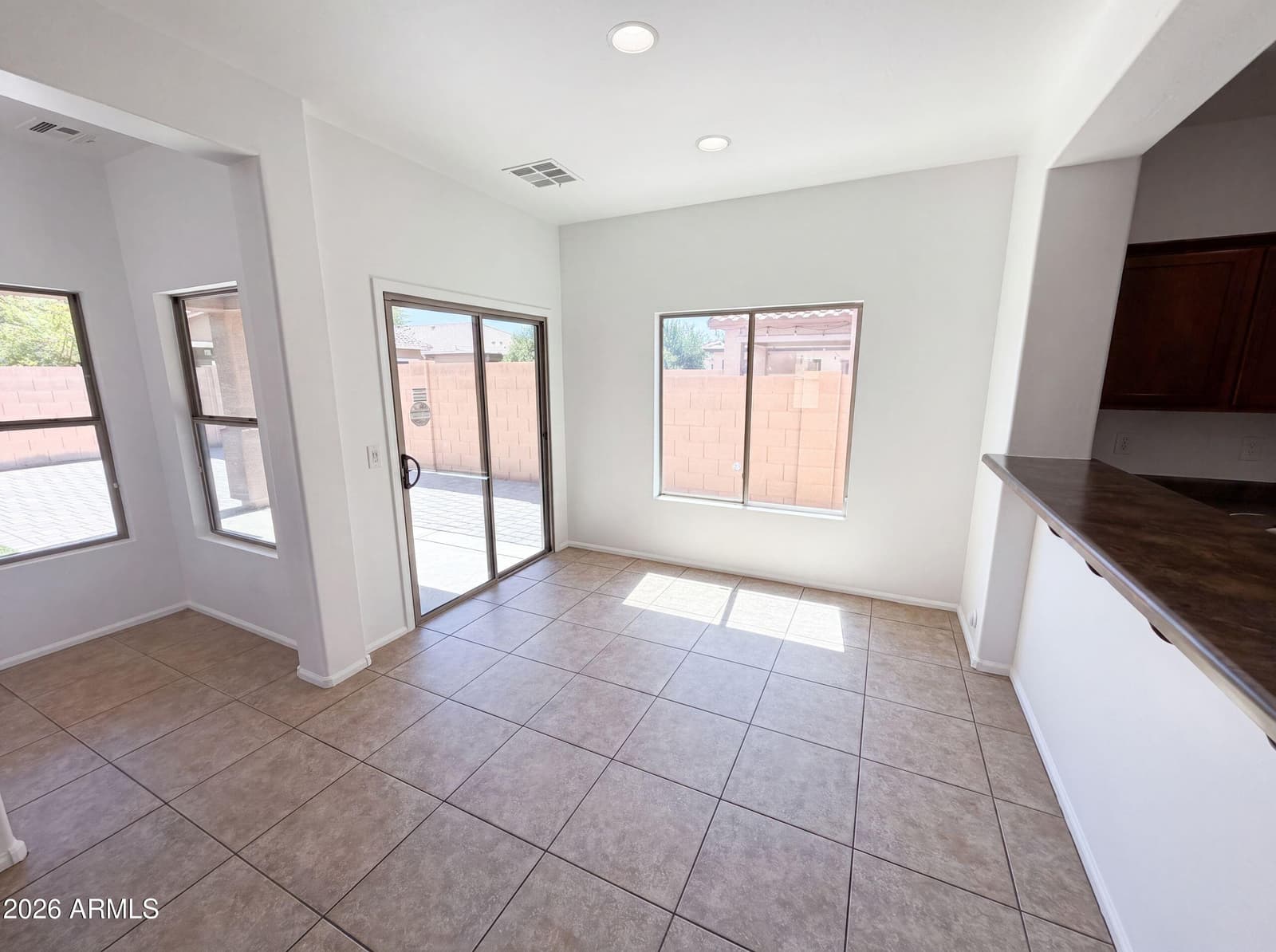 934 E OVERLIN Lane, Avondale, AZ 85323 — photo 9 of 26
