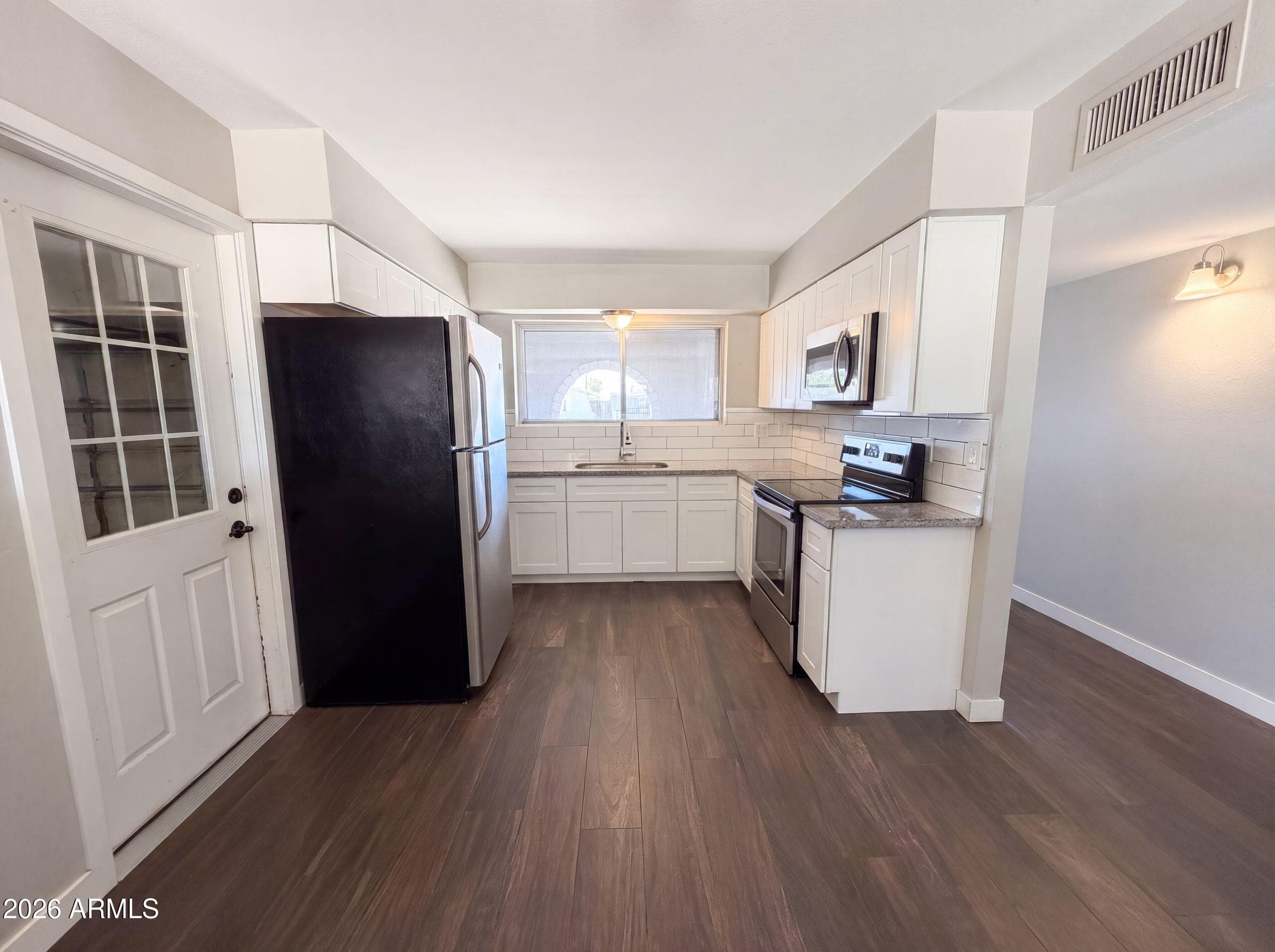 1430 E FLOSSMOOR Avenue, Mesa, AZ 85204 — photo 2 of 21