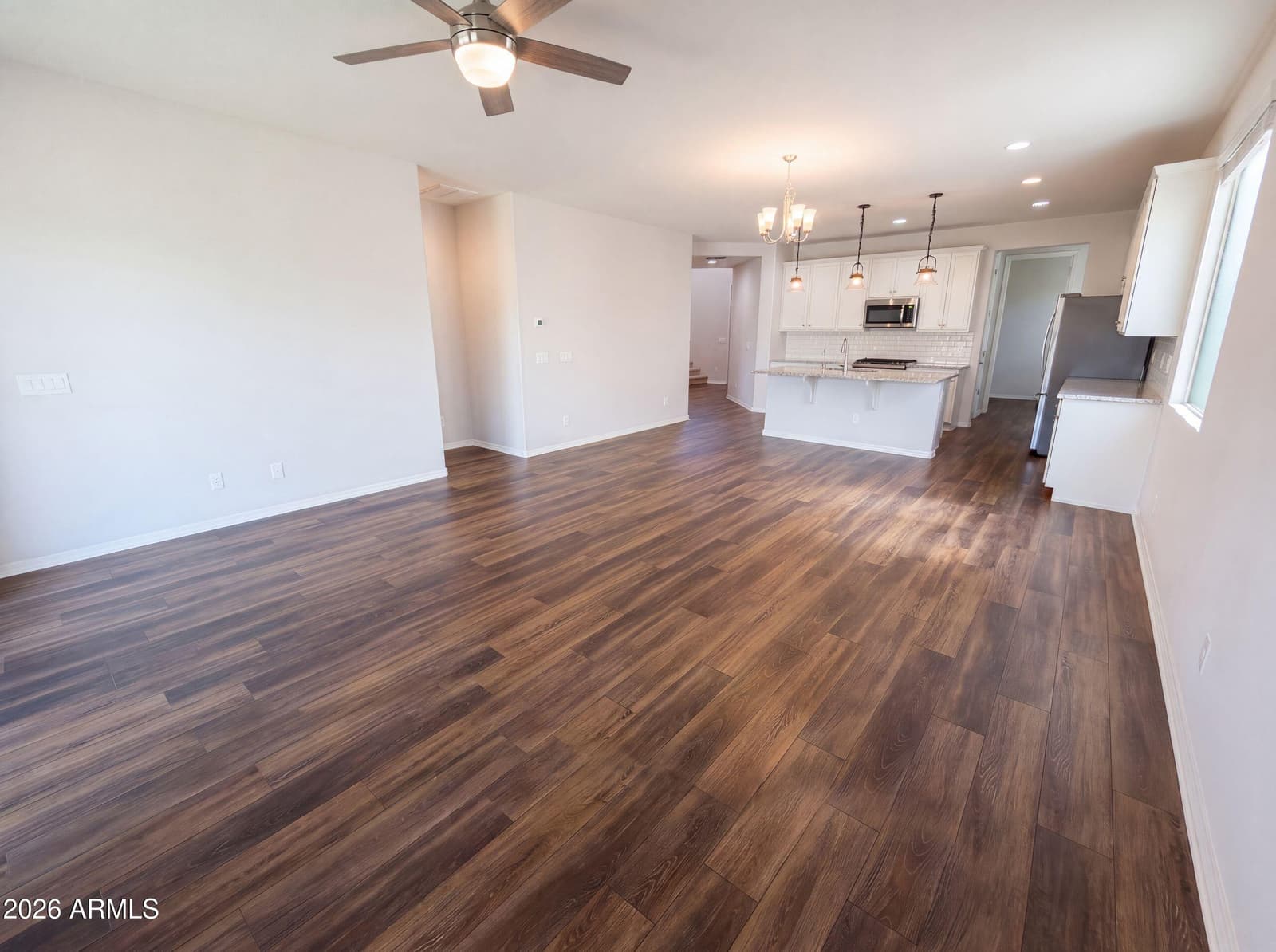 10066 W CASHMAN Drive, Peoria, AZ 85383 — photo 3 of 33
