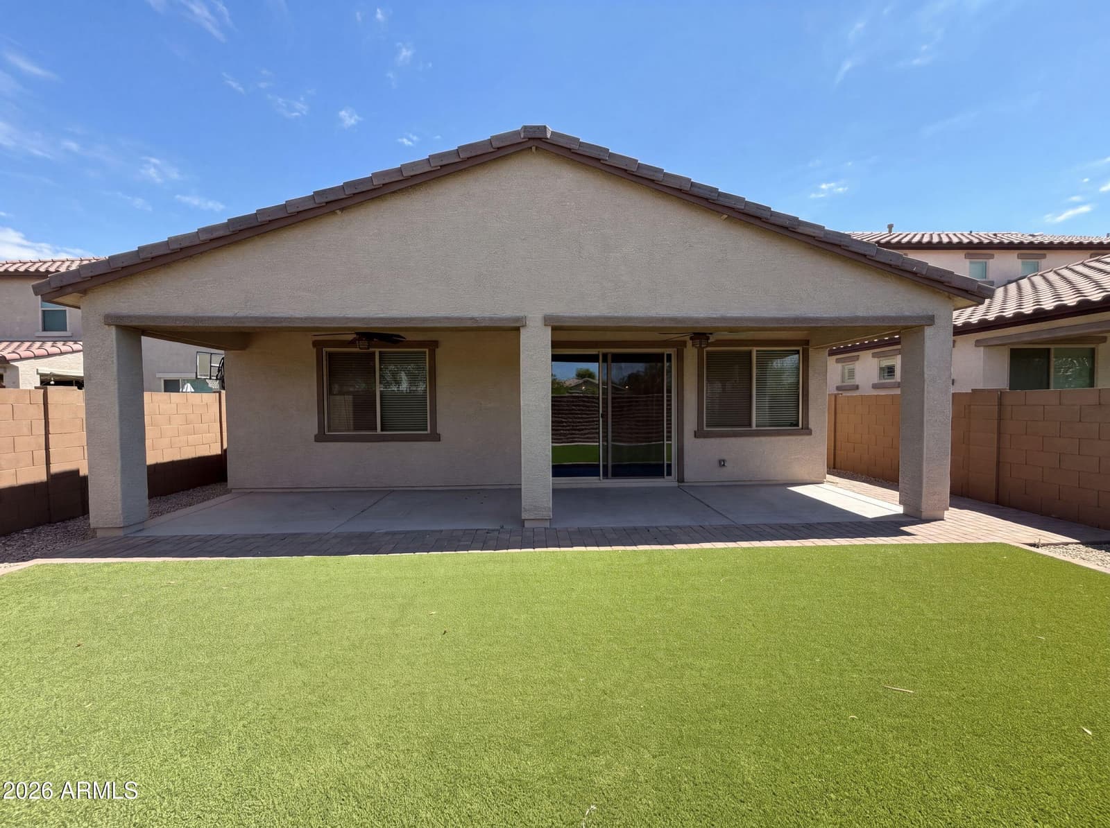 10066 W CASHMAN Drive, Peoria, AZ 85383 — photo 5 of 33