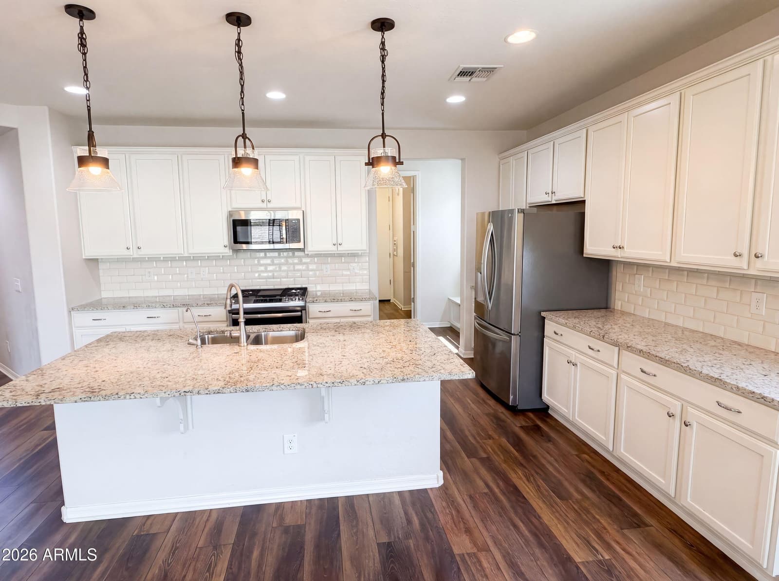 10066 W CASHMAN Drive, Peoria, AZ 85383 — photo 10 of 33