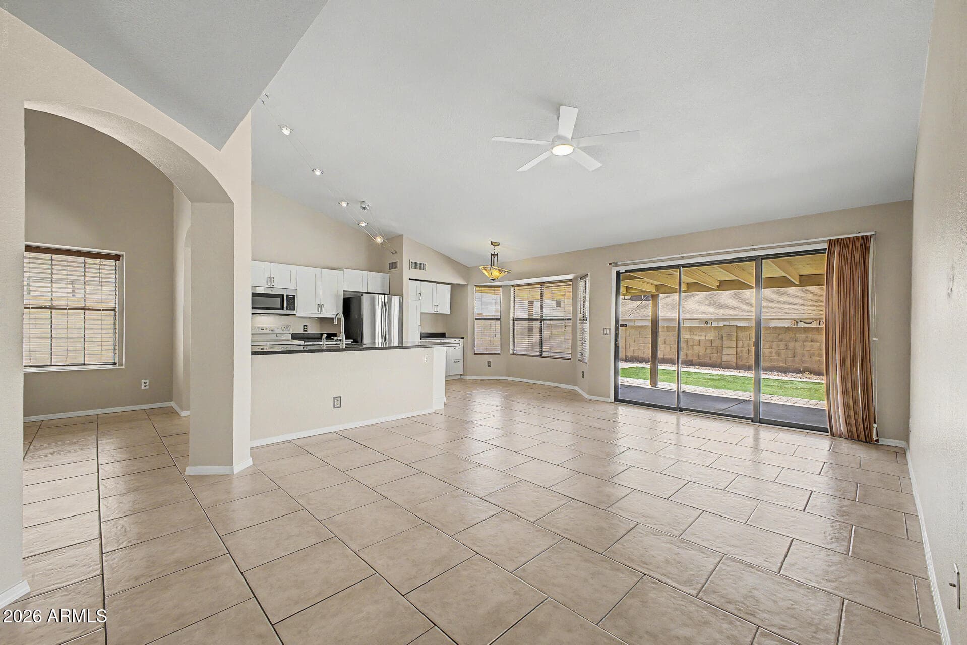 4575 W Oraibi Drive, Glendale, AZ 85308 — photo 6 of 14
