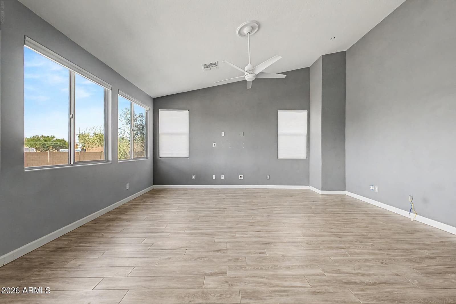 22314 W WHITE FEATHER Lane, Wittmann, AZ 85361 — photo 4 of 22