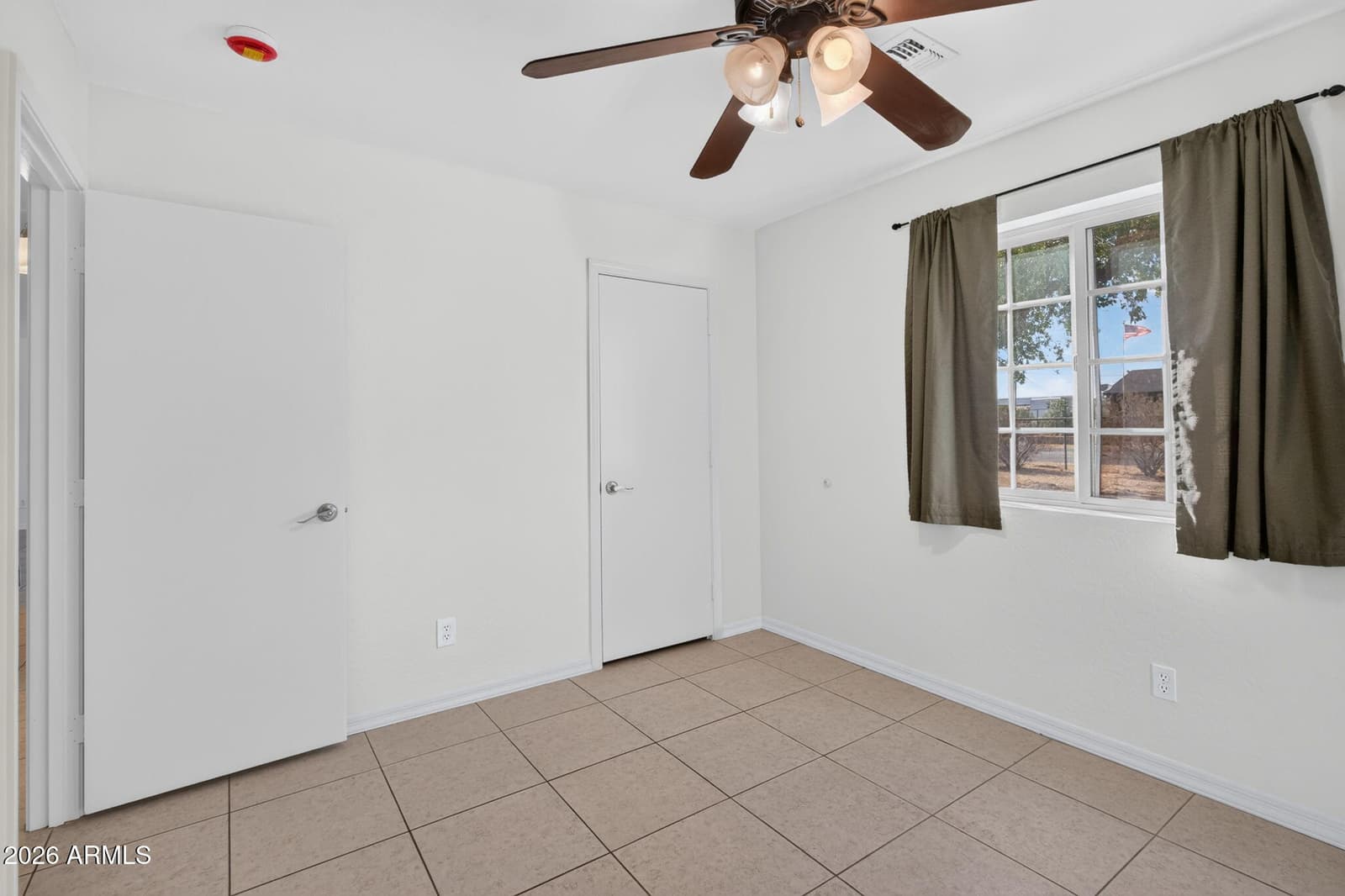 6401 E FOX HOLLOW Lane, San Tan Valley, AZ 85140 — photo 23 of 40
