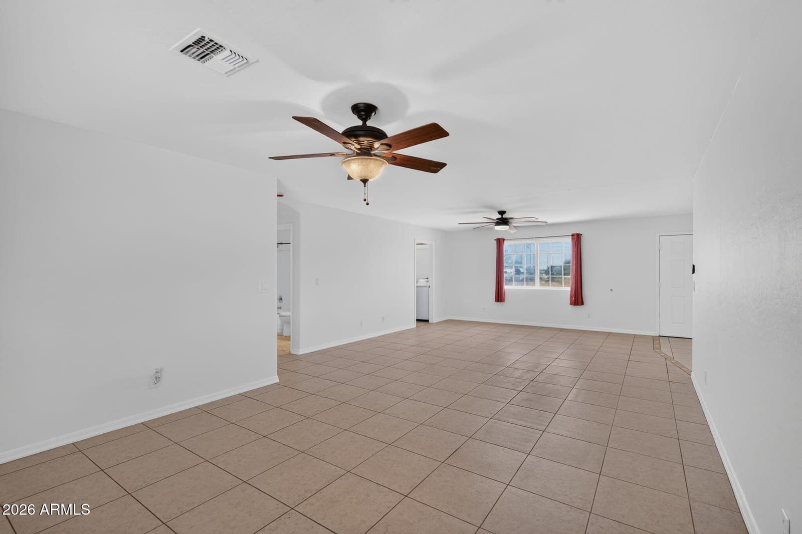 6401 E FOX HOLLOW Lane, San Tan Valley, AZ 85140 — photo 7 of 40