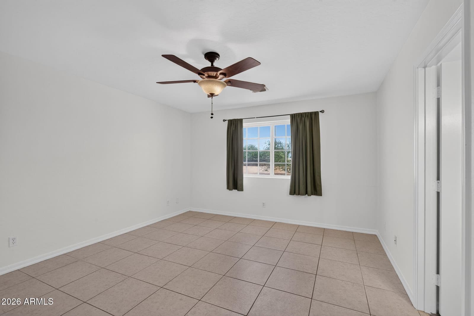 6401 E FOX HOLLOW Lane, San Tan Valley, AZ 85140 — photo 16 of 40