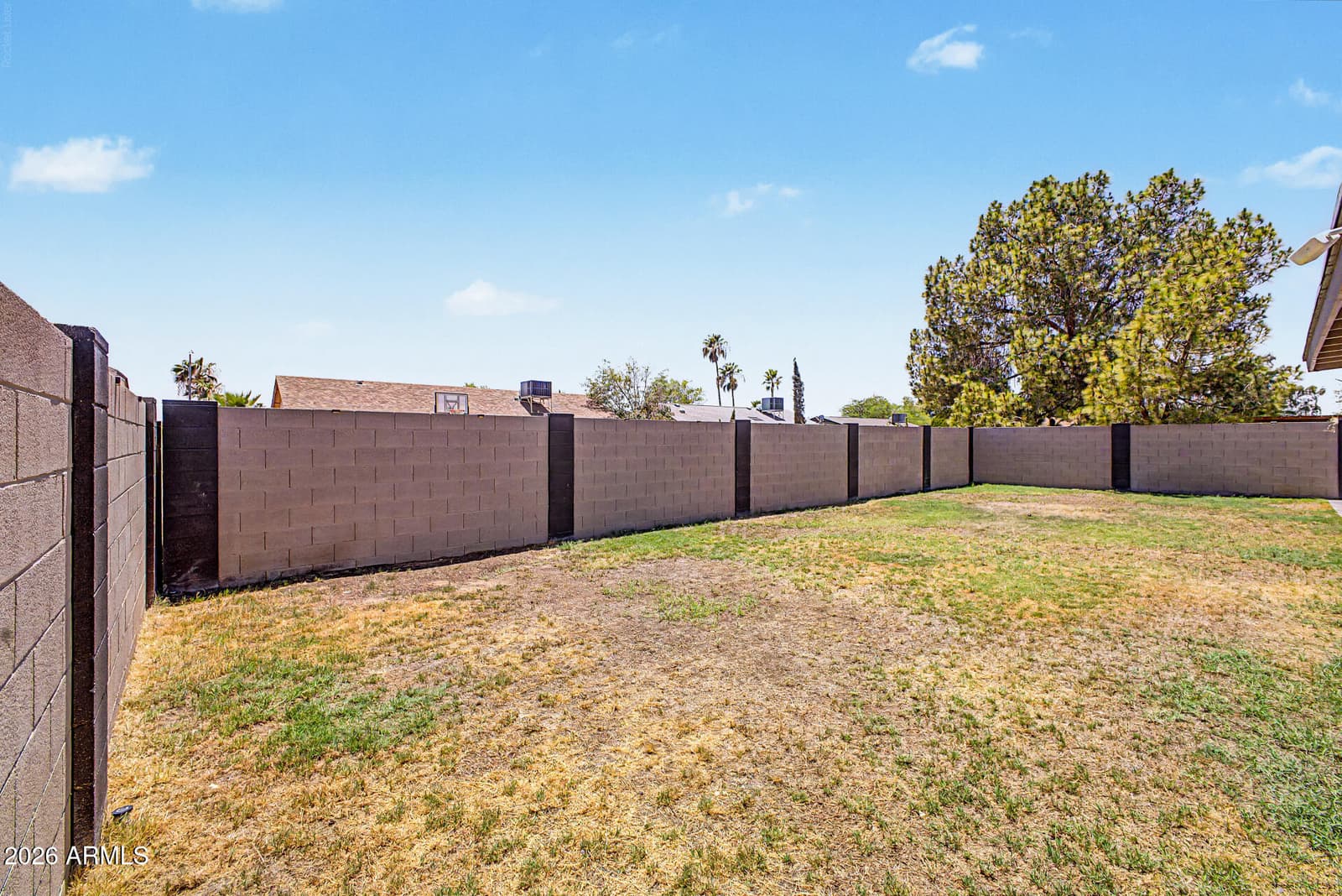 331 W TARO Lane, Phoenix, AZ 85027 — photo 26 of 30