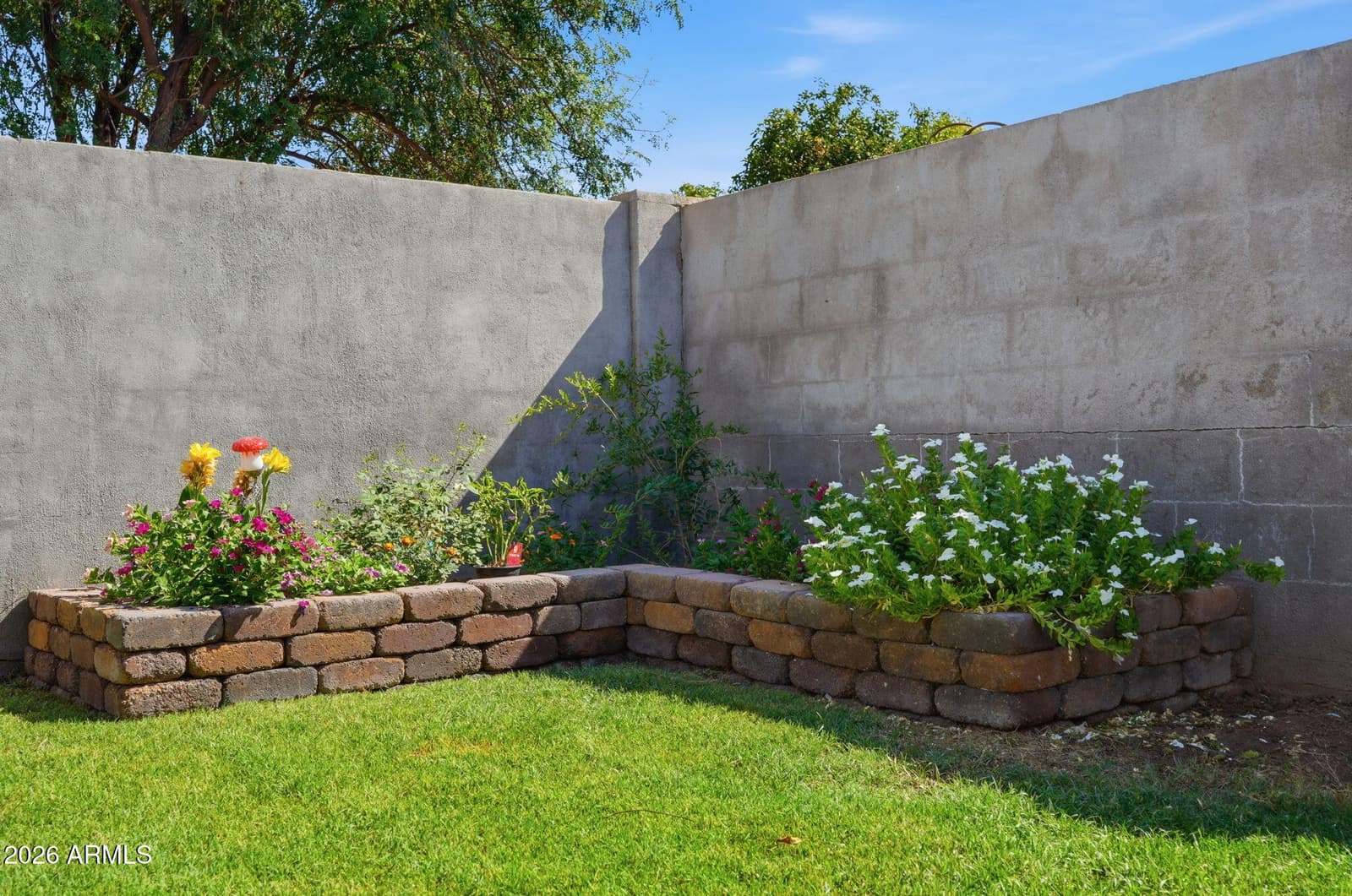 1358 E CHILTON Drive, Tempe, AZ 85283 — photo 40 of 42