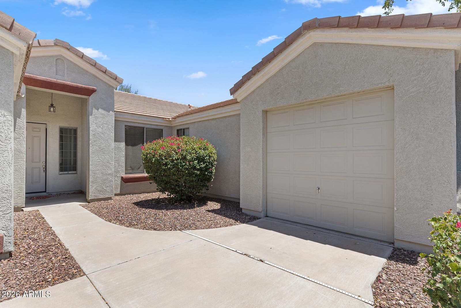 13518 W EVANS Drive, Surprise, AZ 85379 — photo 7 of 47
