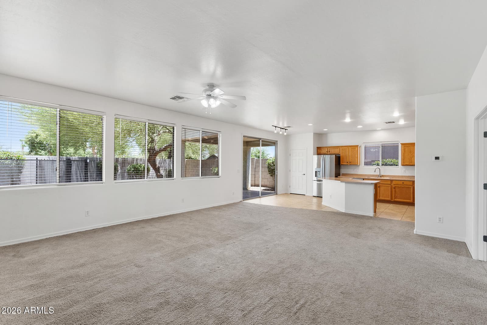 13518 W EVANS Drive, Surprise, AZ 85379 — photo 10 of 47