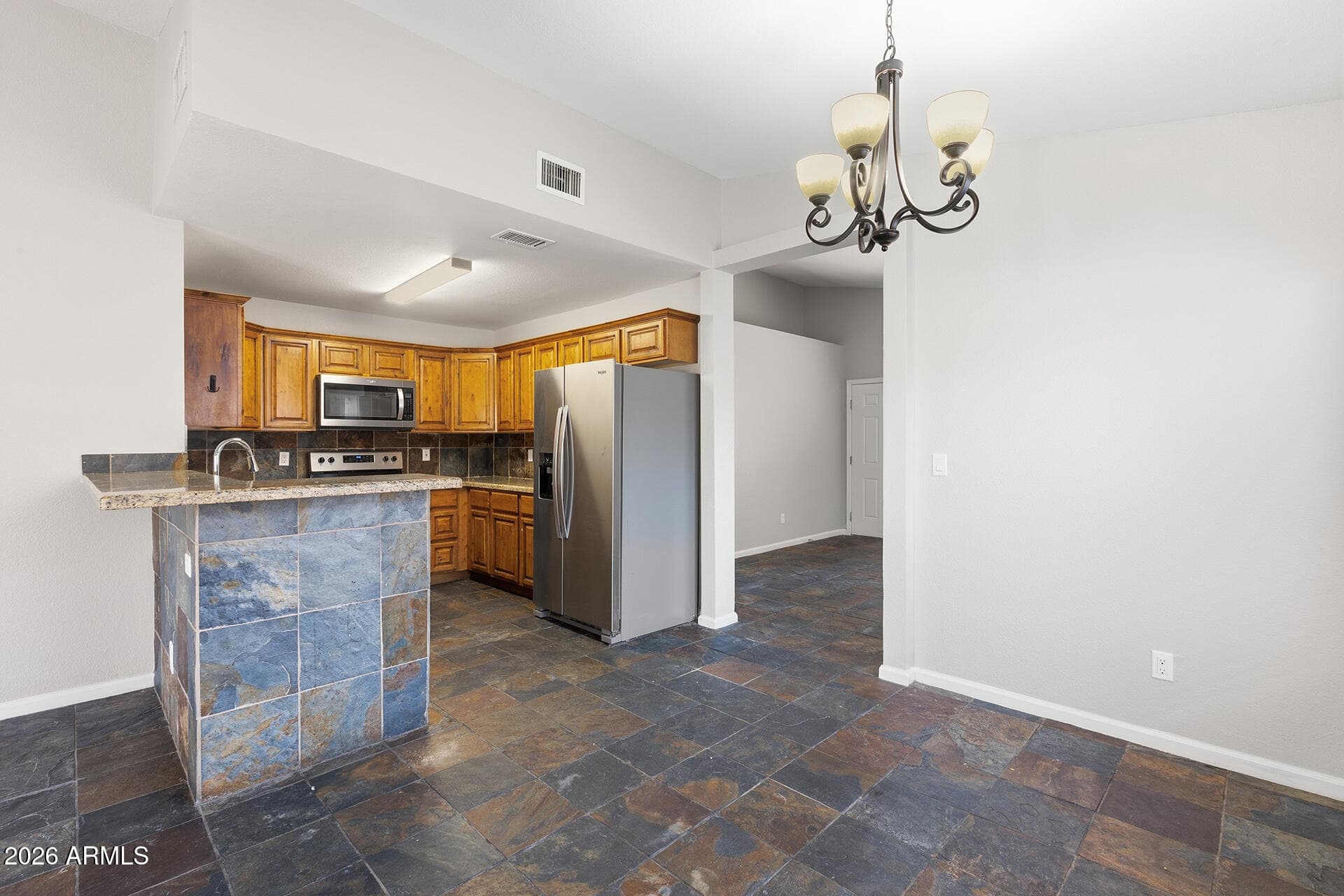 22619 N 31ST Drive, Phoenix, AZ 85027 — photo 11 of 42