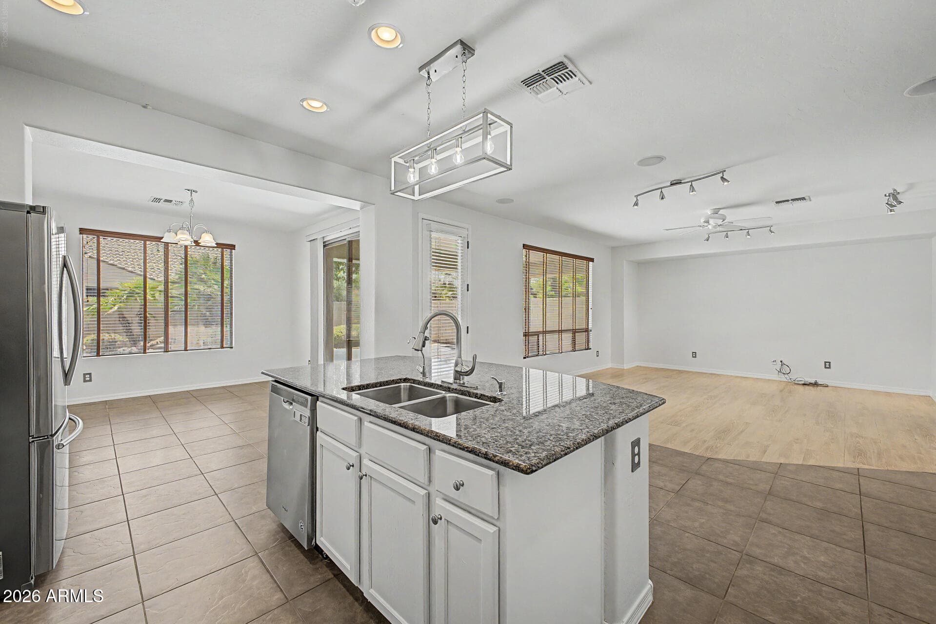 1841 E DUBOIS Avenue, Gilbert, AZ 85298 — photo 12 of 33