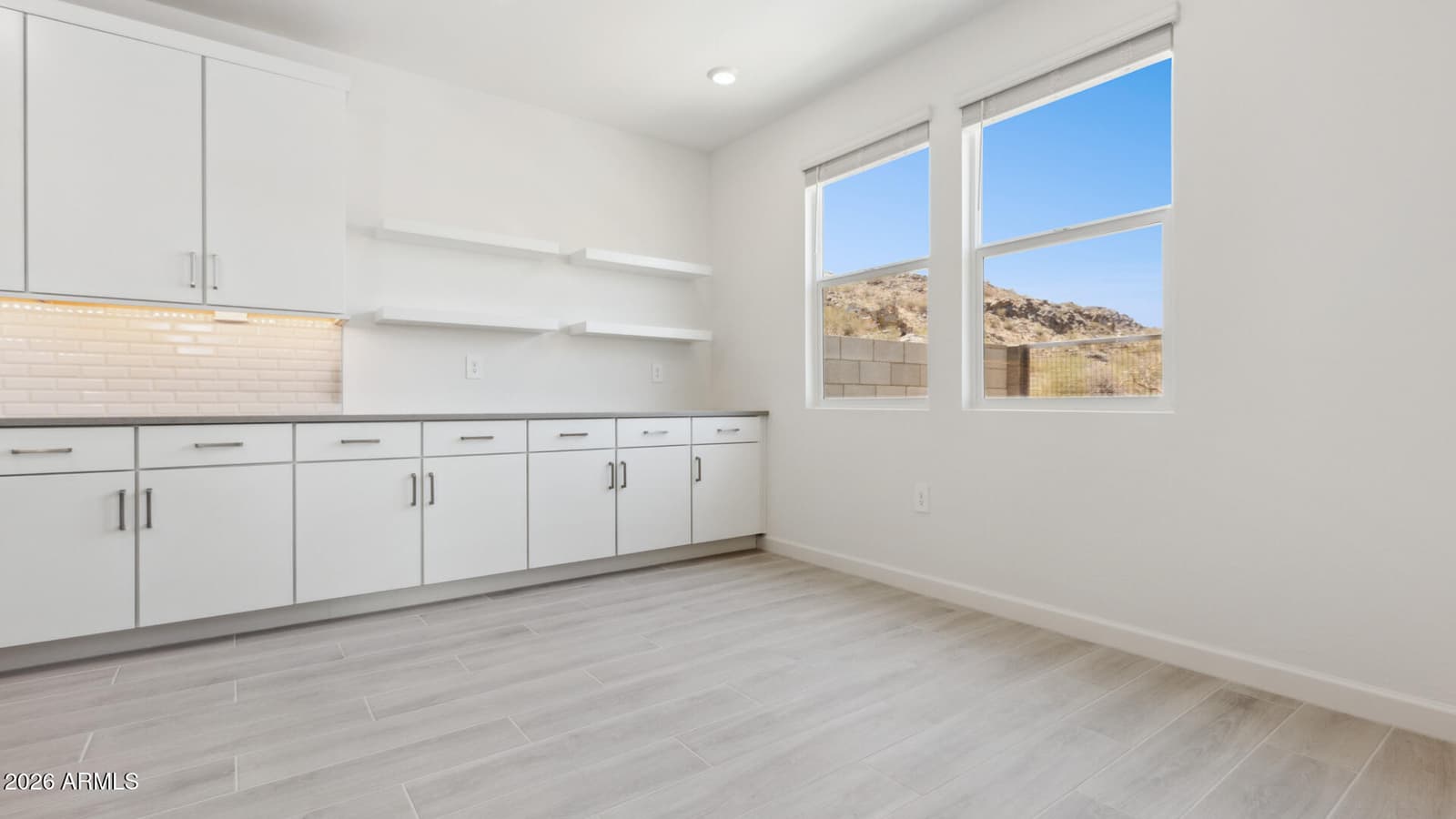 9739 S 12TH Street S, Phoenix, AZ 85042 — photo 7 of 26