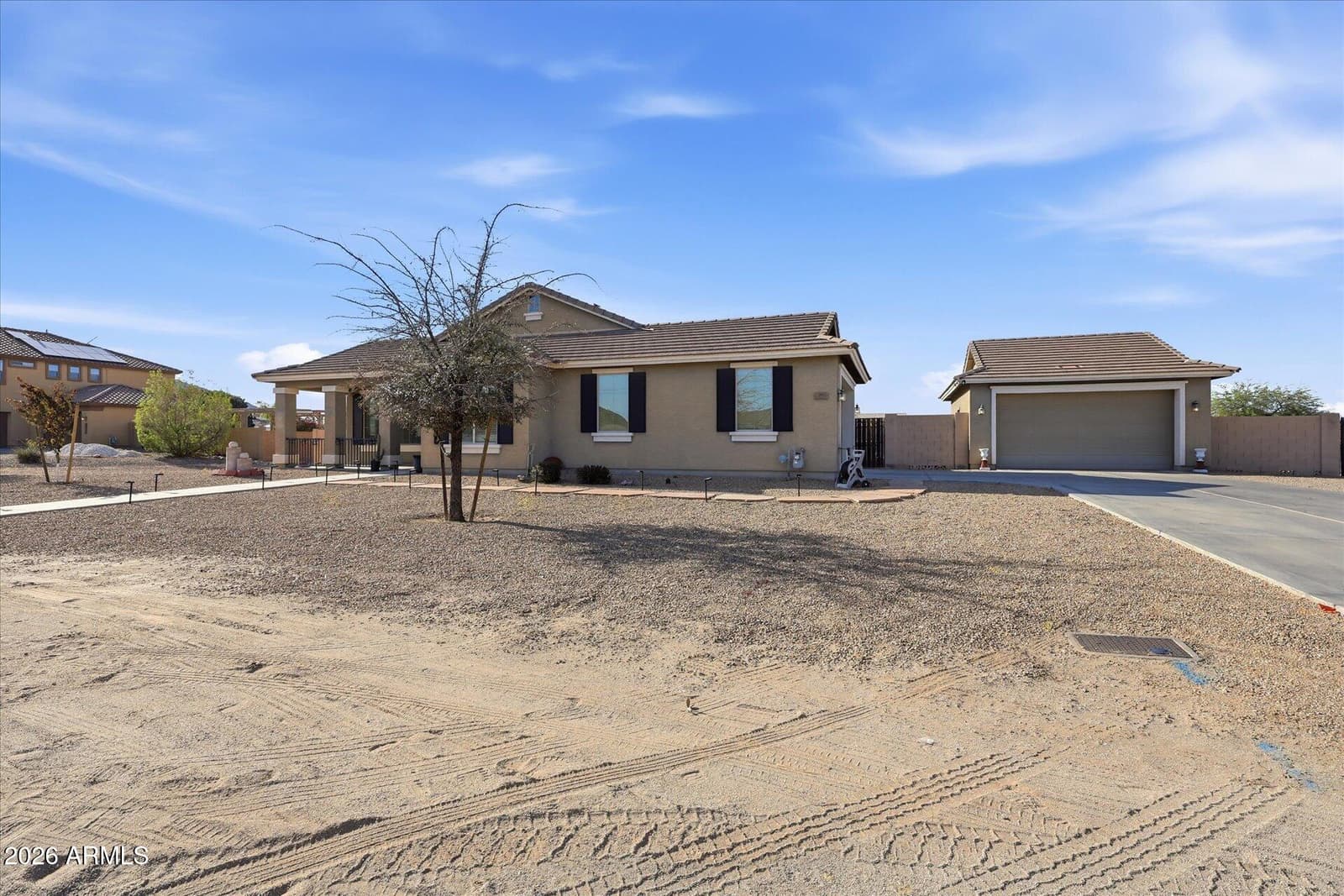 3760 W ROBERTS Road, San Tan Valley, AZ 85144 — photo 4 of 58