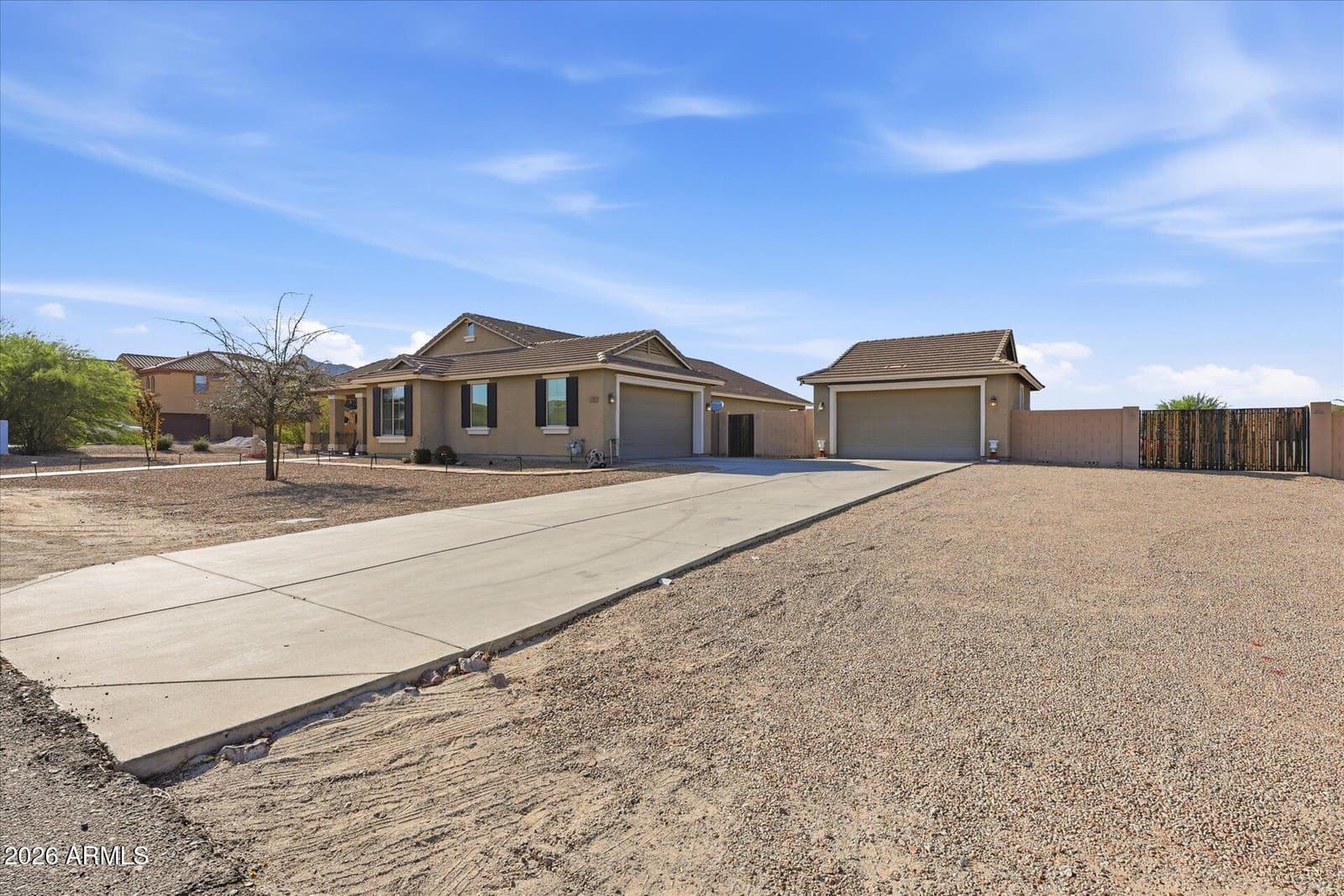 3760 W ROBERTS Road, San Tan Valley, AZ 85144 — photo 5 of 58