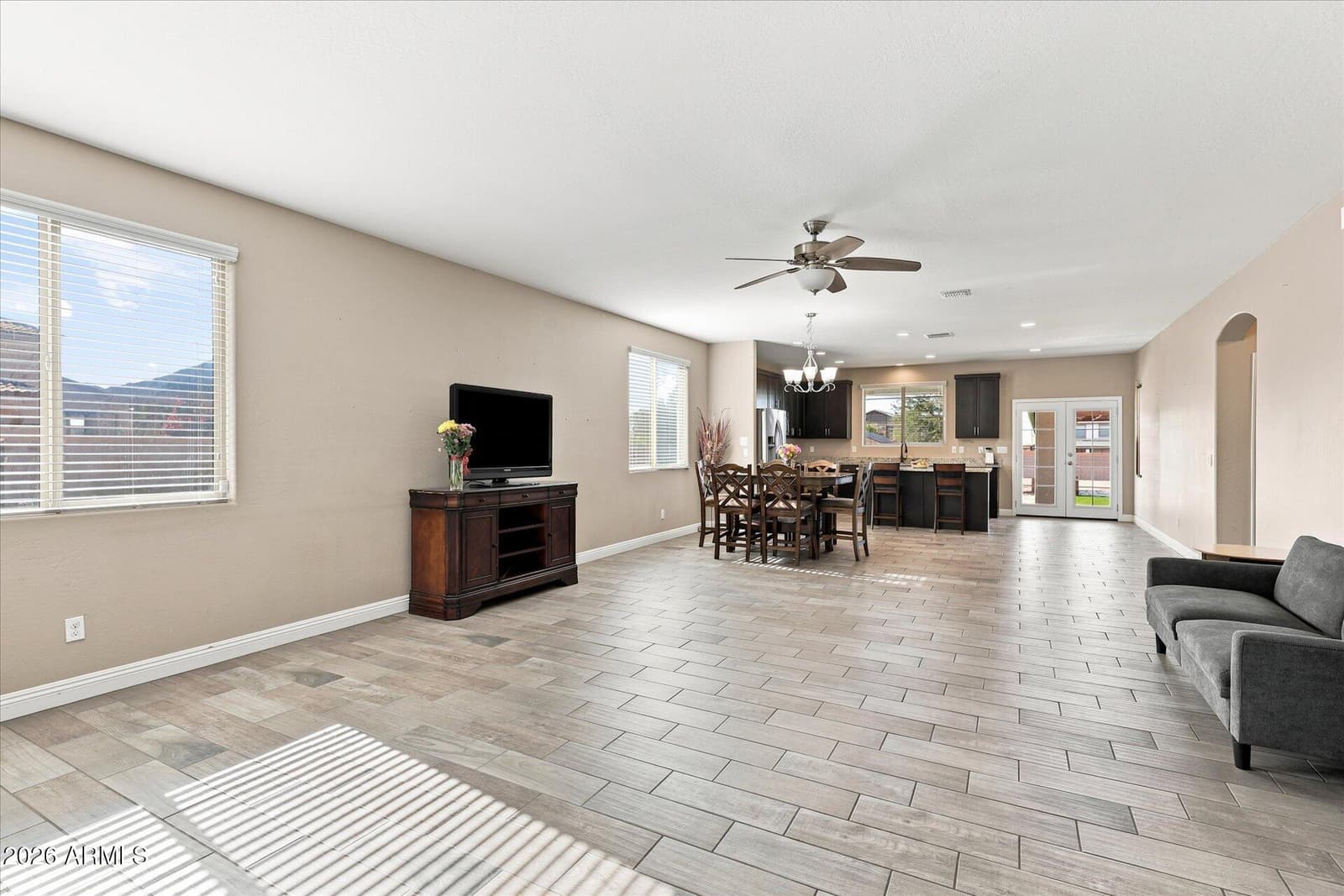 3760 W ROBERTS Road, San Tan Valley, AZ 85144 — photo 8 of 58