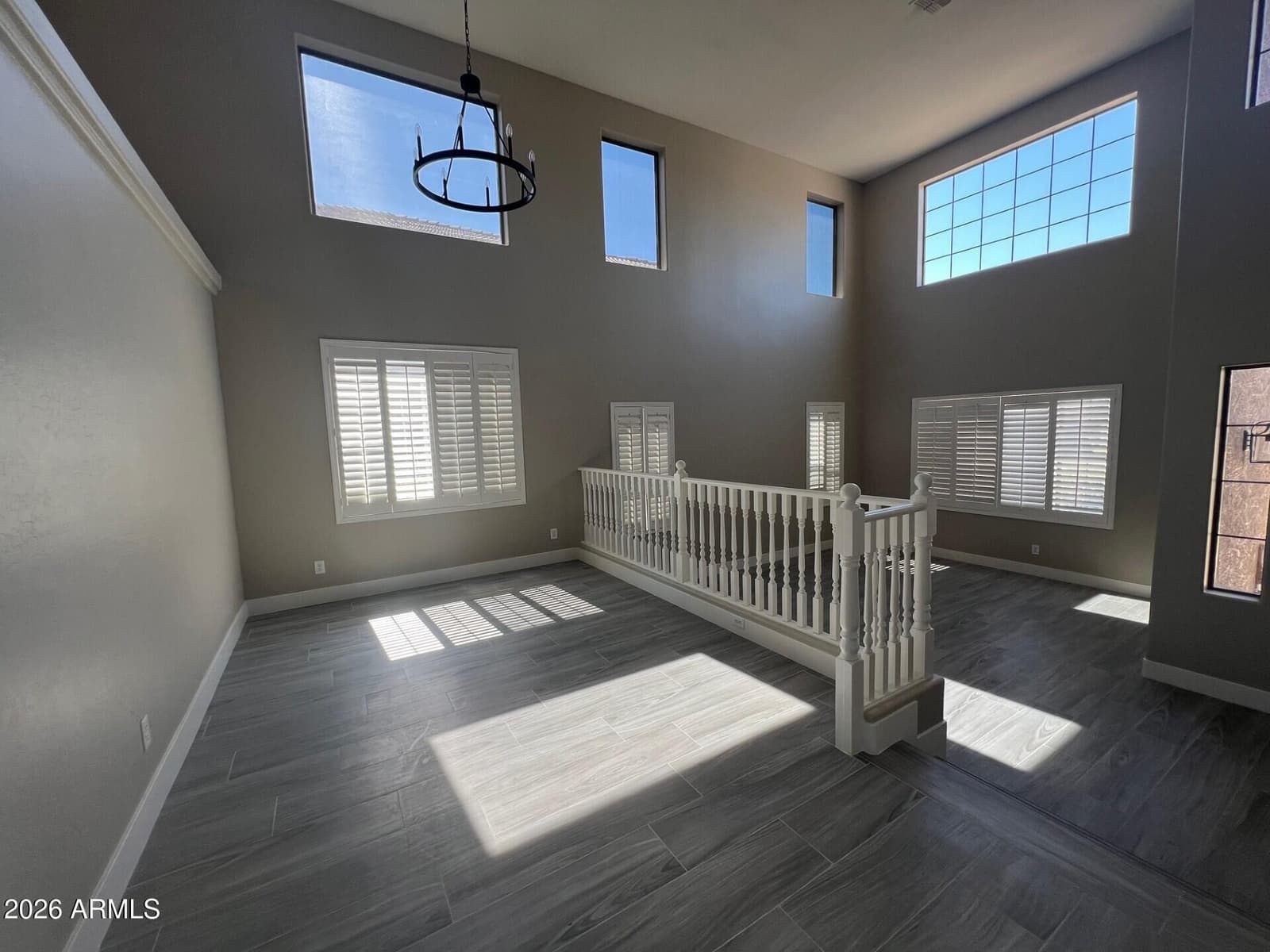 7521 W SOUTHGATE Avenue, Phoenix, AZ 85043 — photo 12 of 21