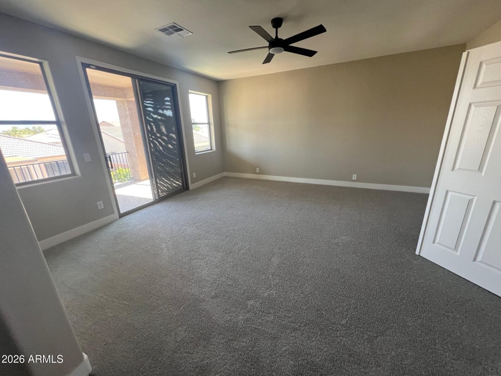 7521 W SOUTHGATE Avenue, Phoenix, AZ 85043 — photo 14 of 21